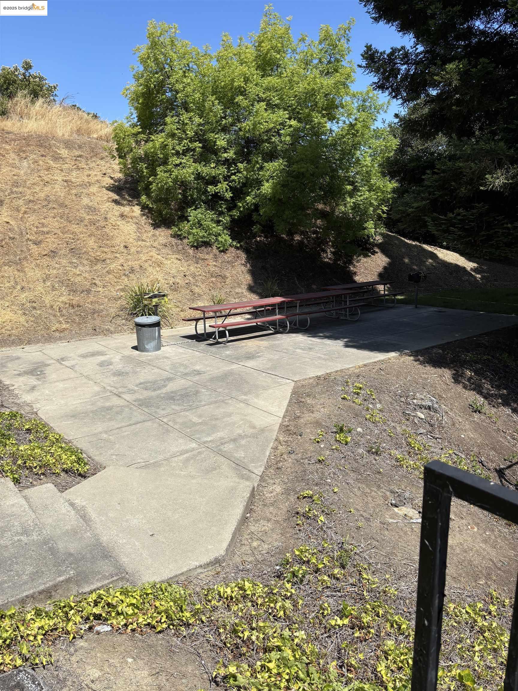 Detail Gallery Image 17 of 18 For 388 Mill Rd, Martinez,  CA 94553 - 2 Beds | 2 Baths