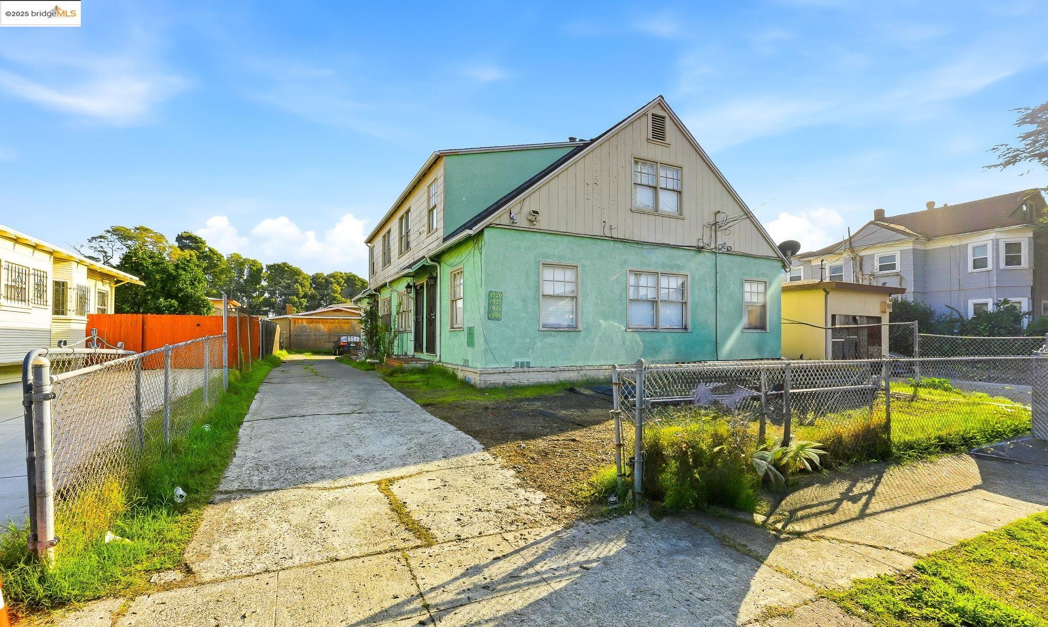 Detail Gallery Image 10 of 10 For 1920 69th Ave, Oakland,  CA 94621 - – Beds | – Baths