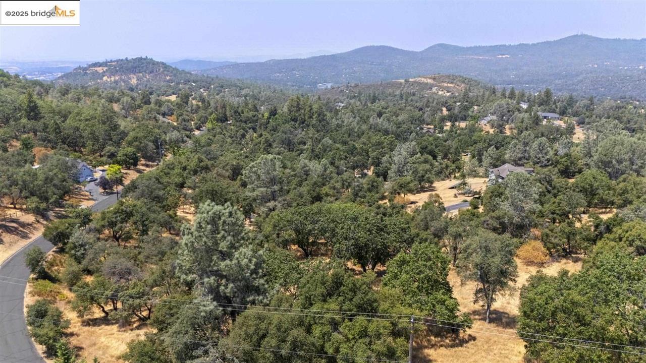 Detail Gallery Image 6 of 14 For 16400 Crestridge Ave, Sonora,  CA 95370 - – Beds | – Baths