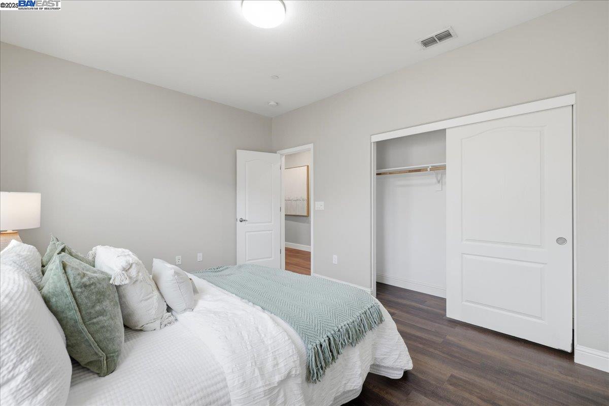 Detail Gallery Image 33 of 60 For 1504 Middle Ln, Hayward,  CA 94545 - 3 Beds | 2/1 Baths