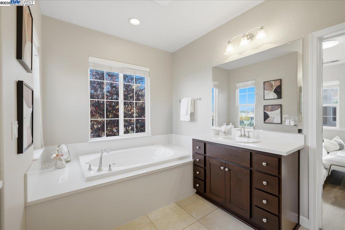 Detail Gallery Image 48 of 60 For 1504 Middle Ln, Hayward,  CA 94545 - 3 Beds | 2/1 Baths