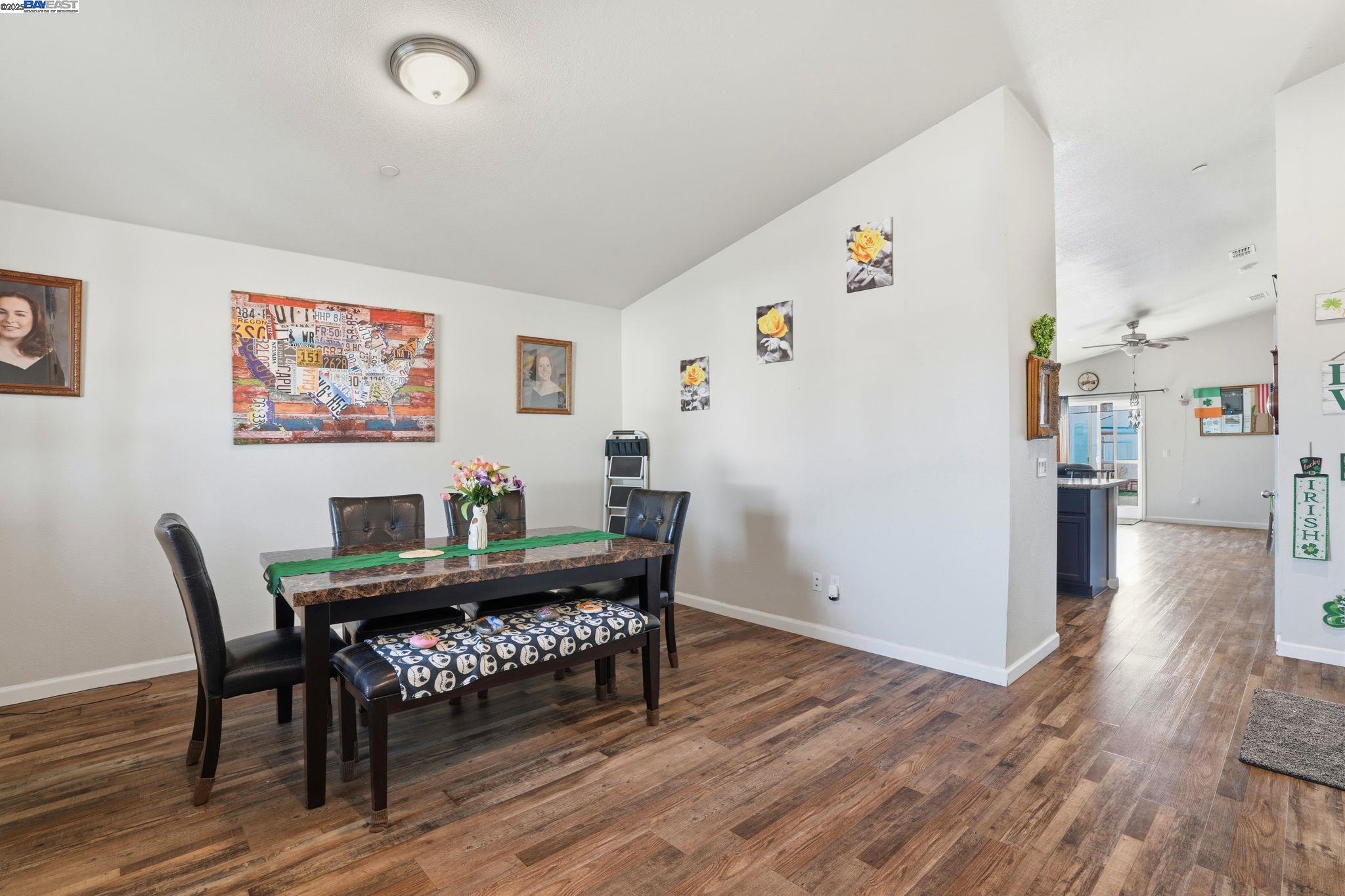 Detail Gallery Image 15 of 34 For 296 Dena Ct, Merced,  CA 95341 - 4 Beds | 2 Baths