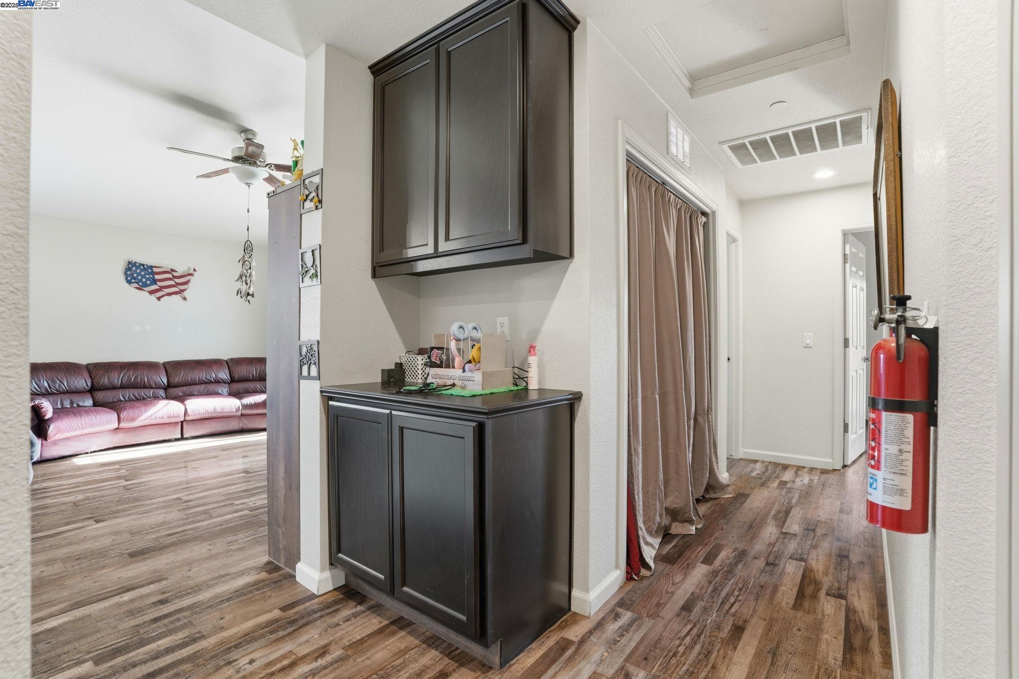 Detail Gallery Image 24 of 34 For 296 Dena Ct, Merced,  CA 95341 - 4 Beds | 2 Baths