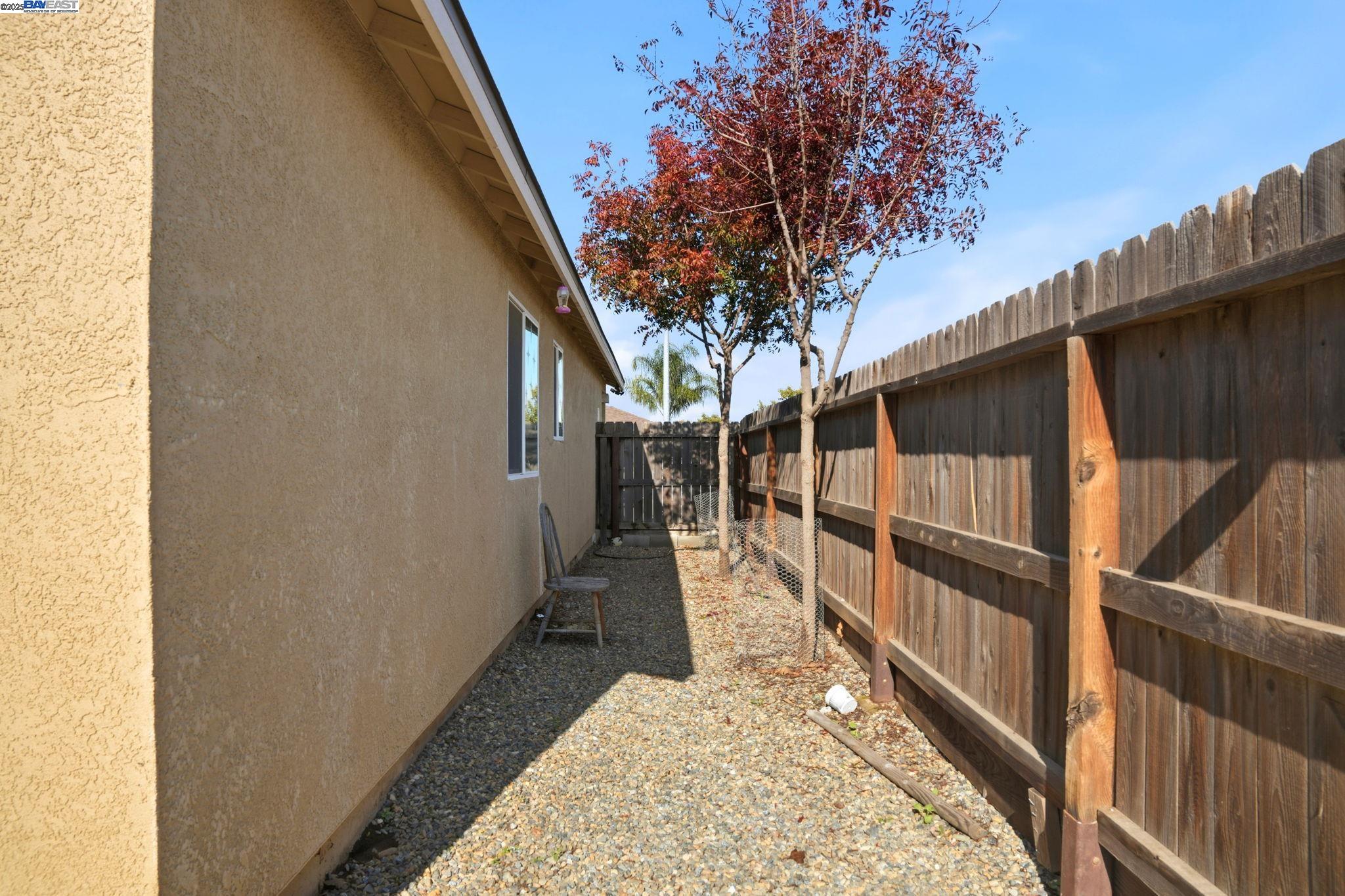 Detail Gallery Image 33 of 34 For 296 Dena Ct, Merced,  CA 95341 - 4 Beds | 2 Baths