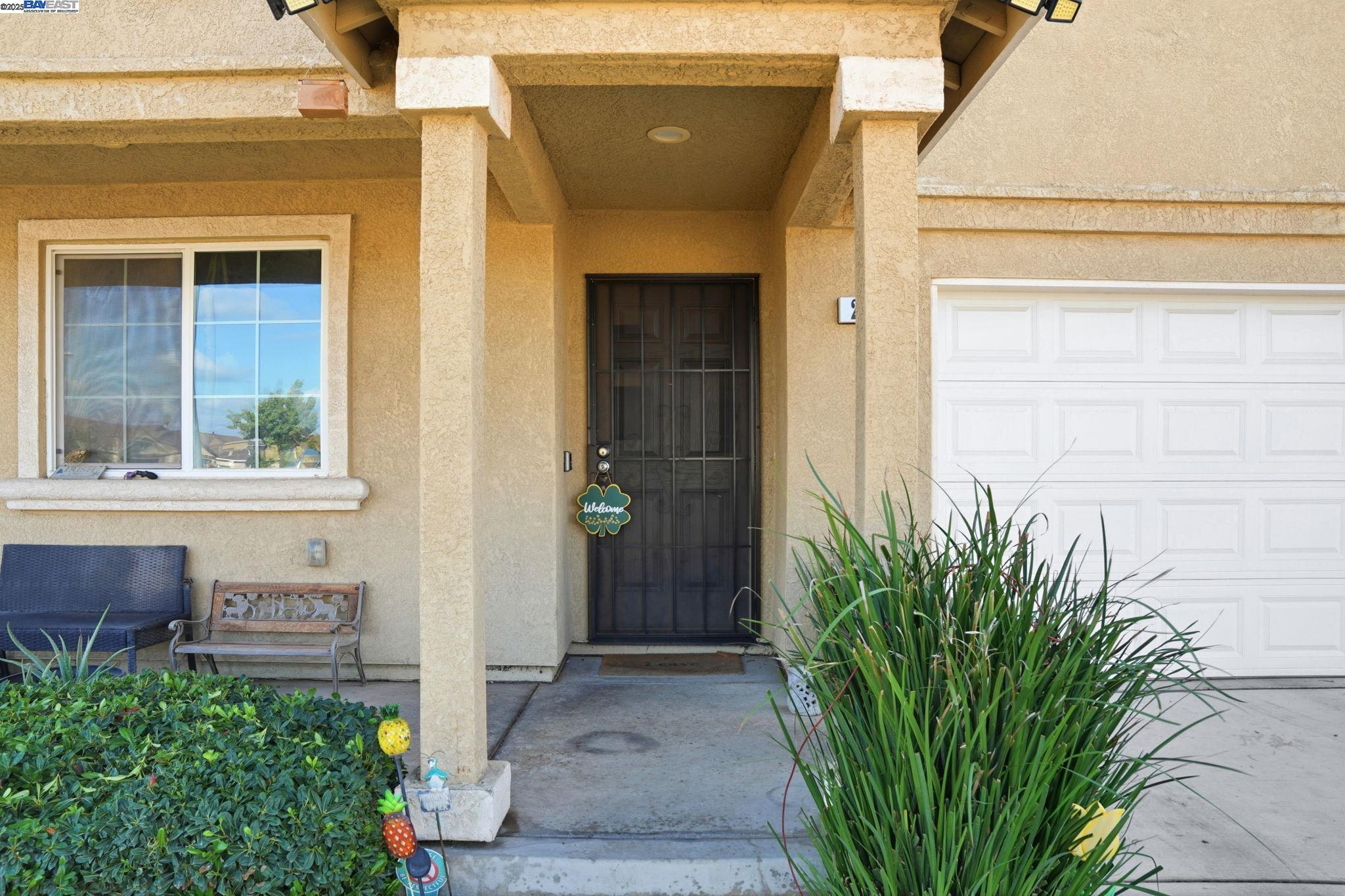 Detail Gallery Image 5 of 34 For 296 Dena Ct, Merced,  CA 95341 - 4 Beds | 2 Baths