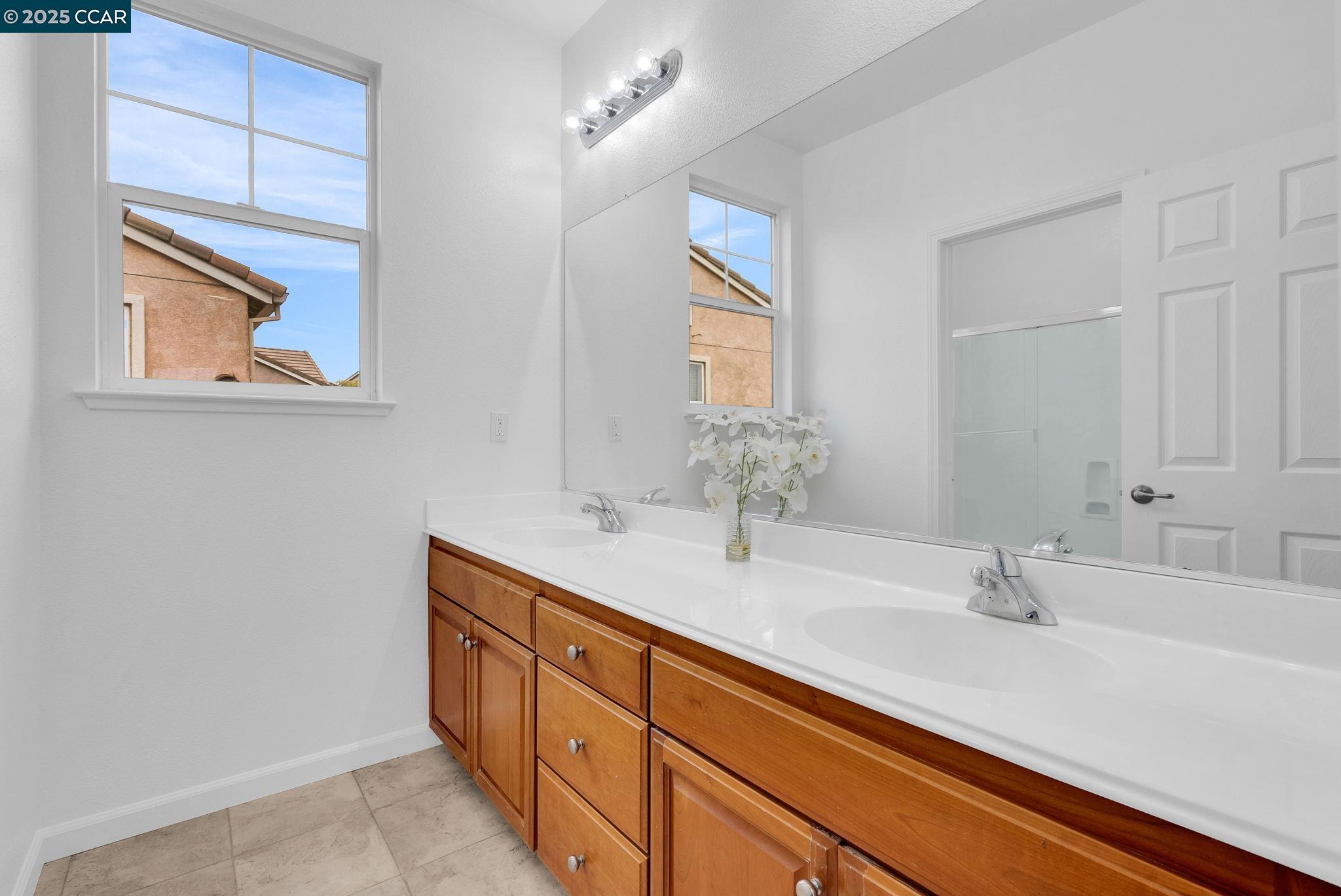 Detail Gallery Image 21 of 32 For 5560 Mcfarlan Ranch Dr, Antioch,  CA 94531 - 4 Beds | 2/1 Baths