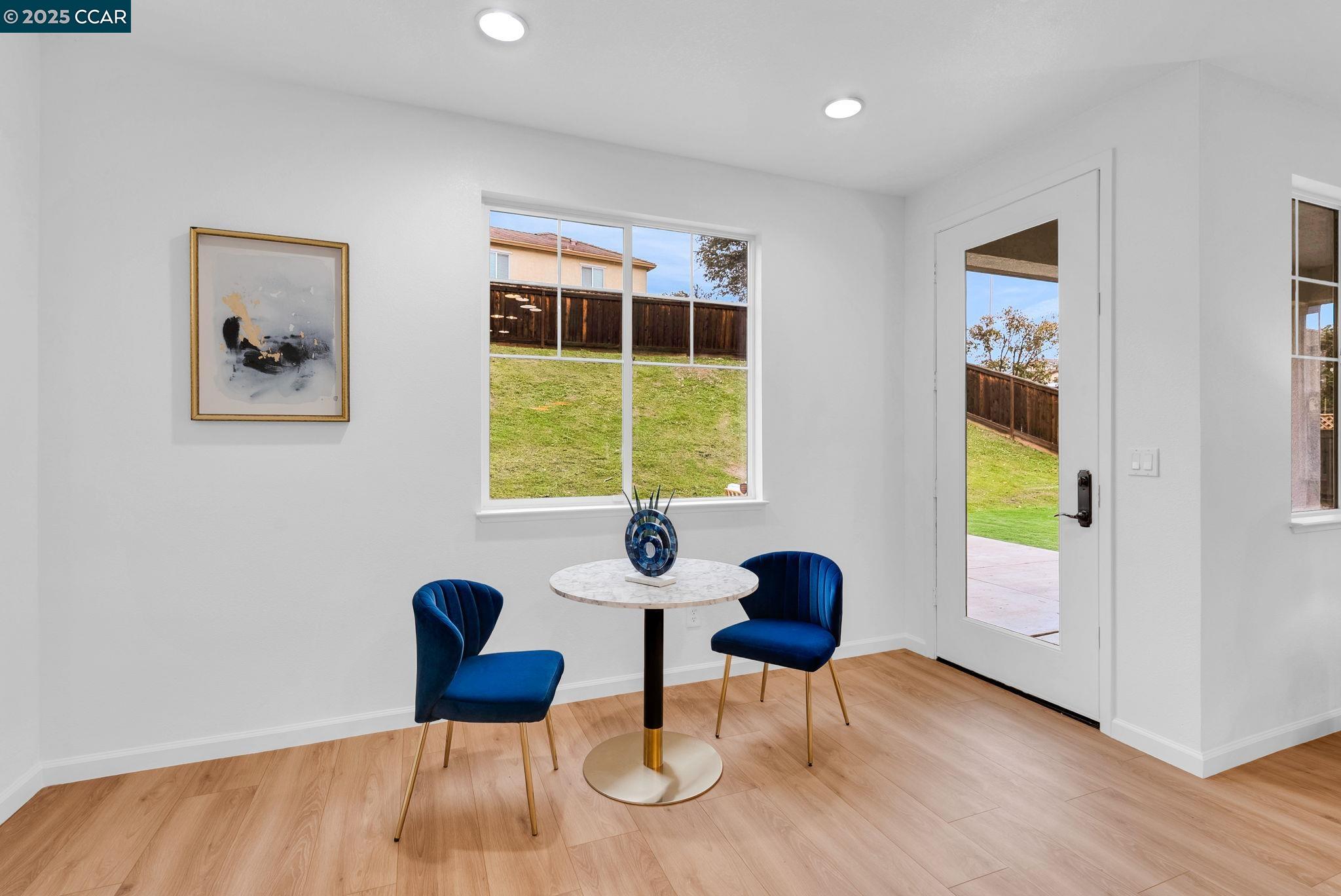 Detail Gallery Image 10 of 32 For 5560 Mcfarlan Ranch Dr, Antioch,  CA 94531 - 4 Beds | 2/1 Baths