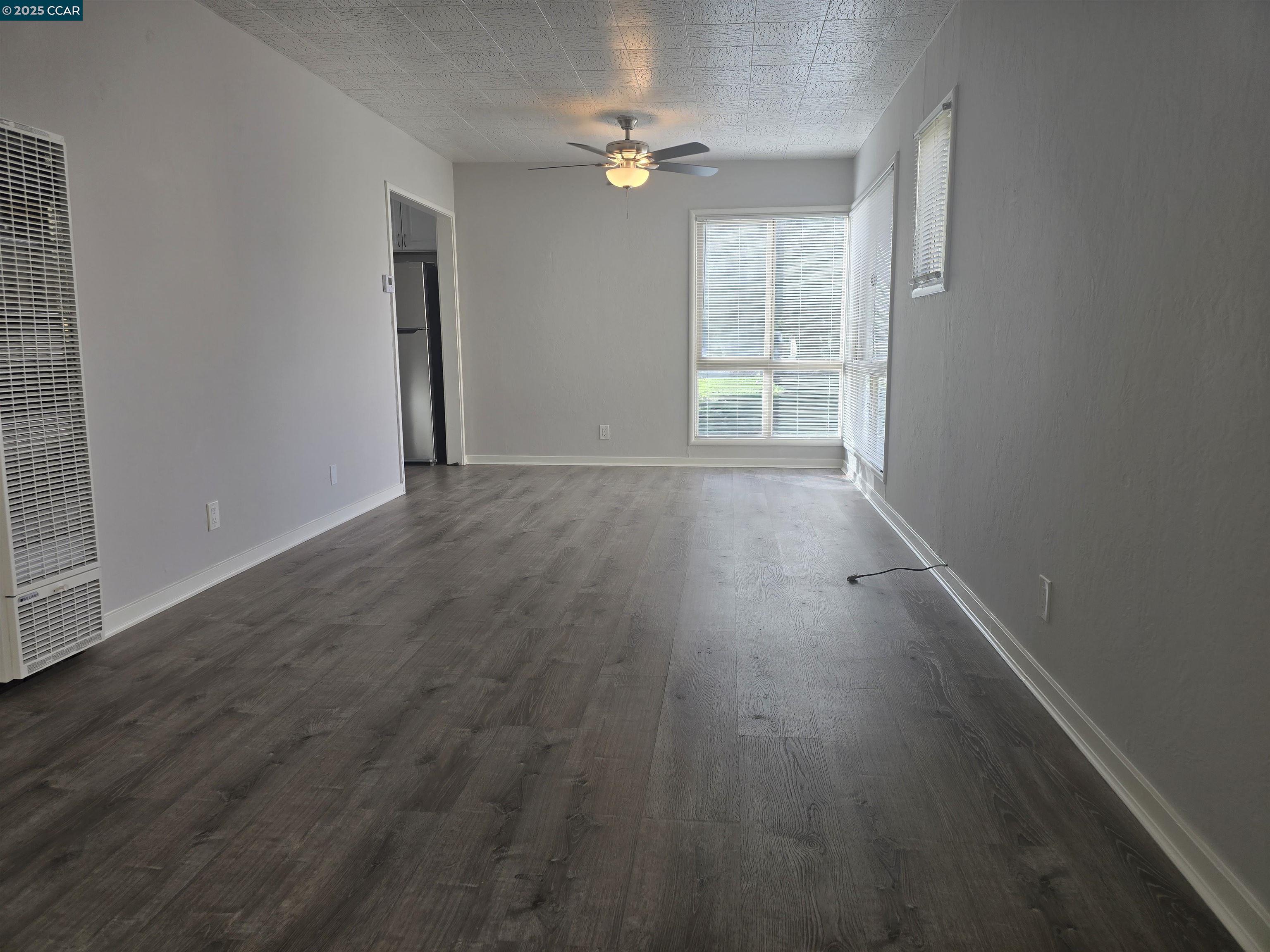 Detail Gallery Image 3 of 8 For 517 Richardson, Martinez,  CA 94553 - 1 Beds | 1 Baths