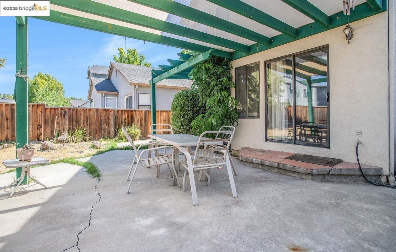 Detail Gallery Image 9 of 12 For 720 Timberline Ter, Brentwood,  CA 94513 - 4 Beds | 2/1 Baths