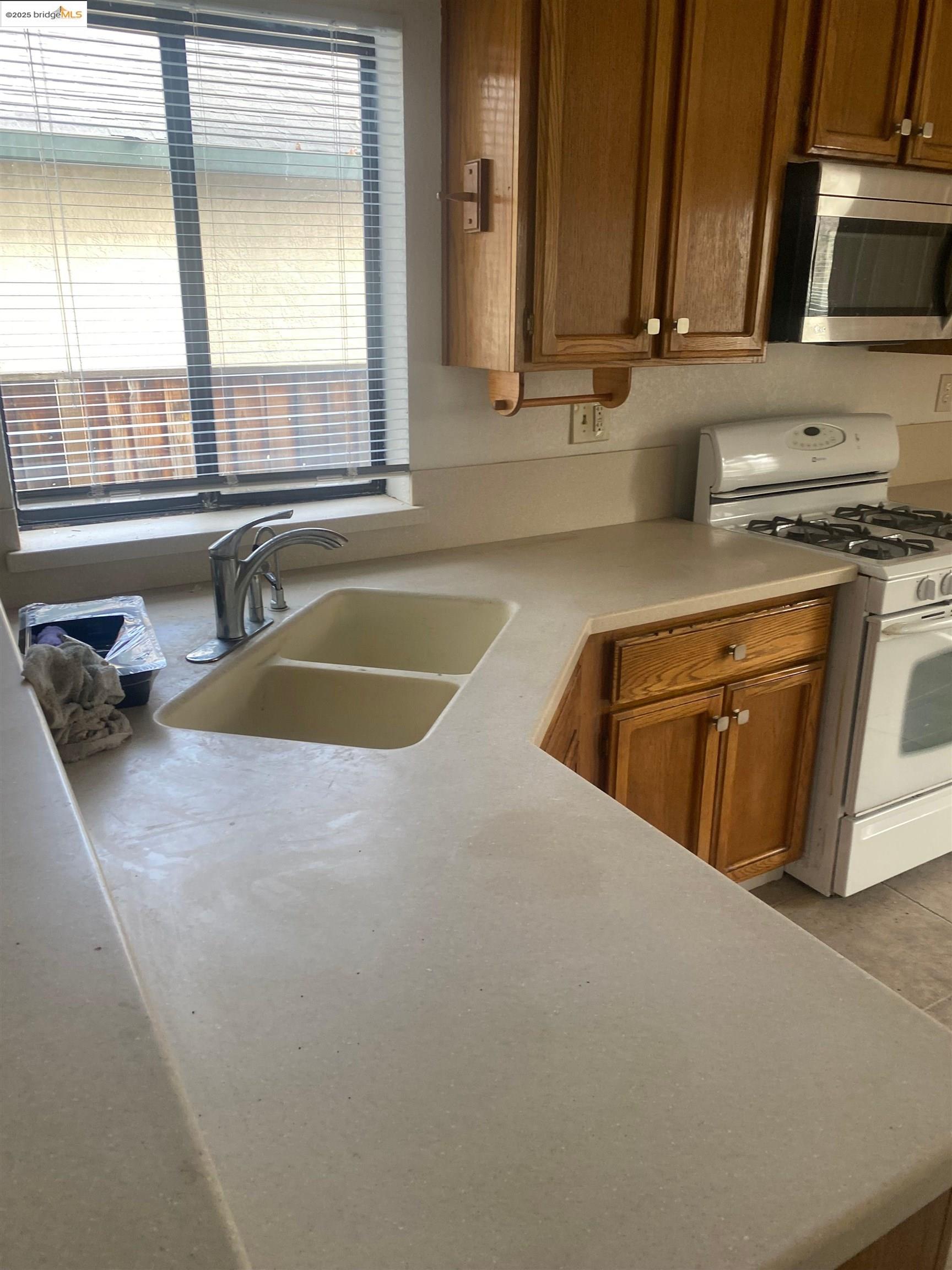 Detail Gallery Image 4 of 12 For 720 Timberline Ter, Brentwood,  CA 94513 - 4 Beds | 2/1 Baths