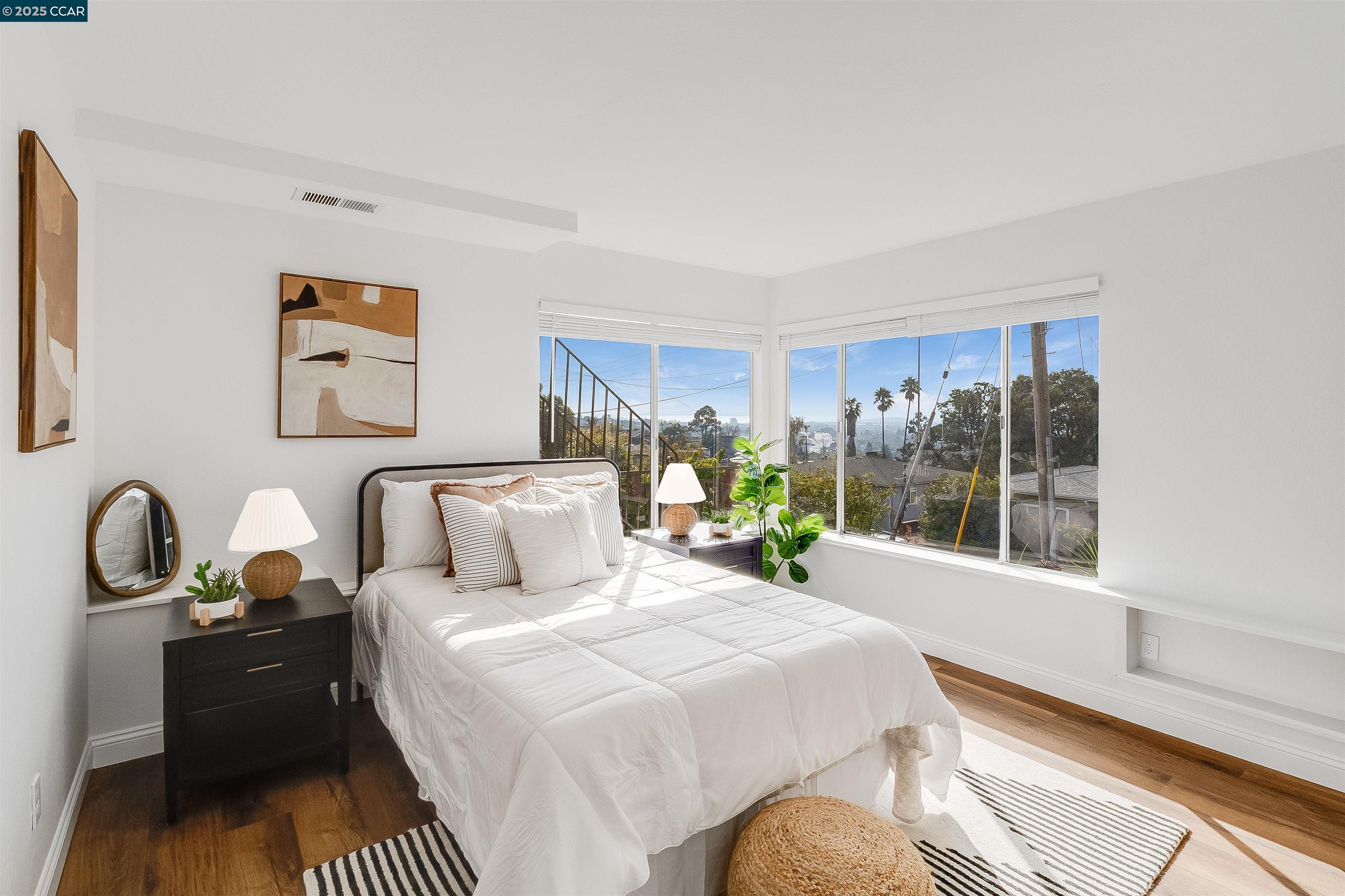 Detail Gallery Image 38 of 58 For 5949 Arlington Blvd, Richmond,  CA 94805 - 4 Beds | 3 Baths