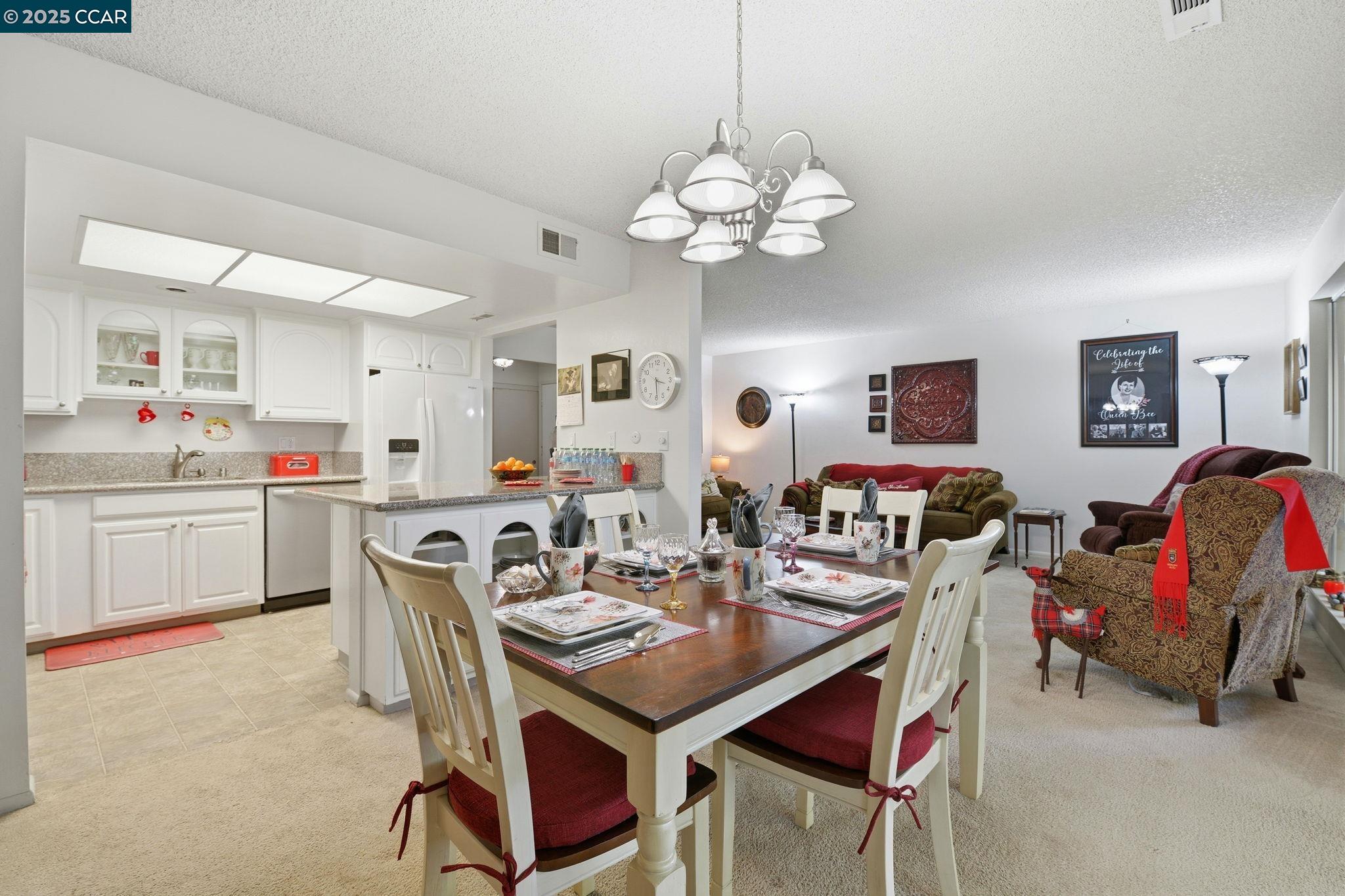 Detail Gallery Image 15 of 35 For 3120 Ptarmigan Dr. #3,  Walnut Creek,  CA 94595 - 2 Beds | 2 Baths