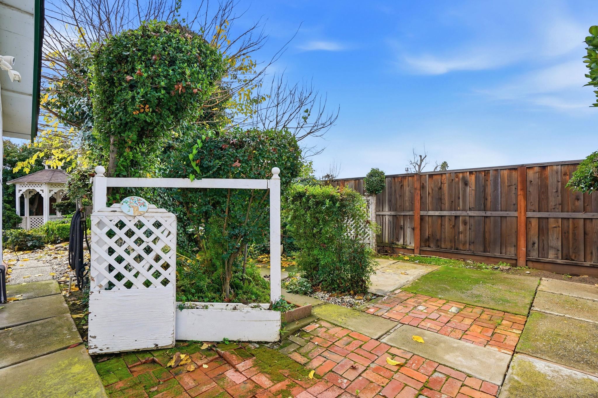 Detail Gallery Image 43 of 47 For 343 Anna Maria St, Livermore,  CA 94550 - 3 Beds | 2 Baths