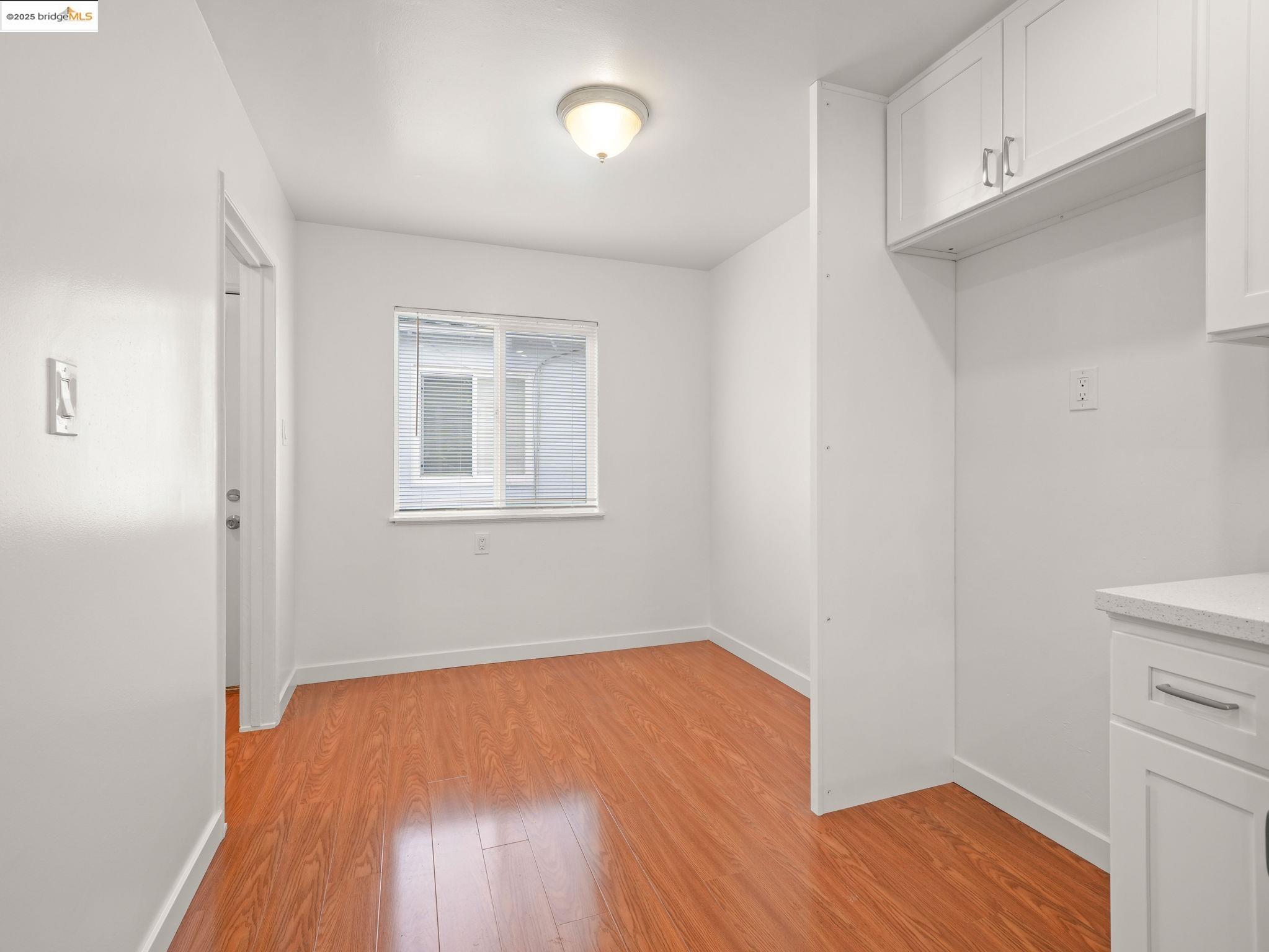 Detail Gallery Image 12 of 18 For 1274 Terra Avenue, San Leandro,  CA 94578 - 2 Beds | 1 Baths