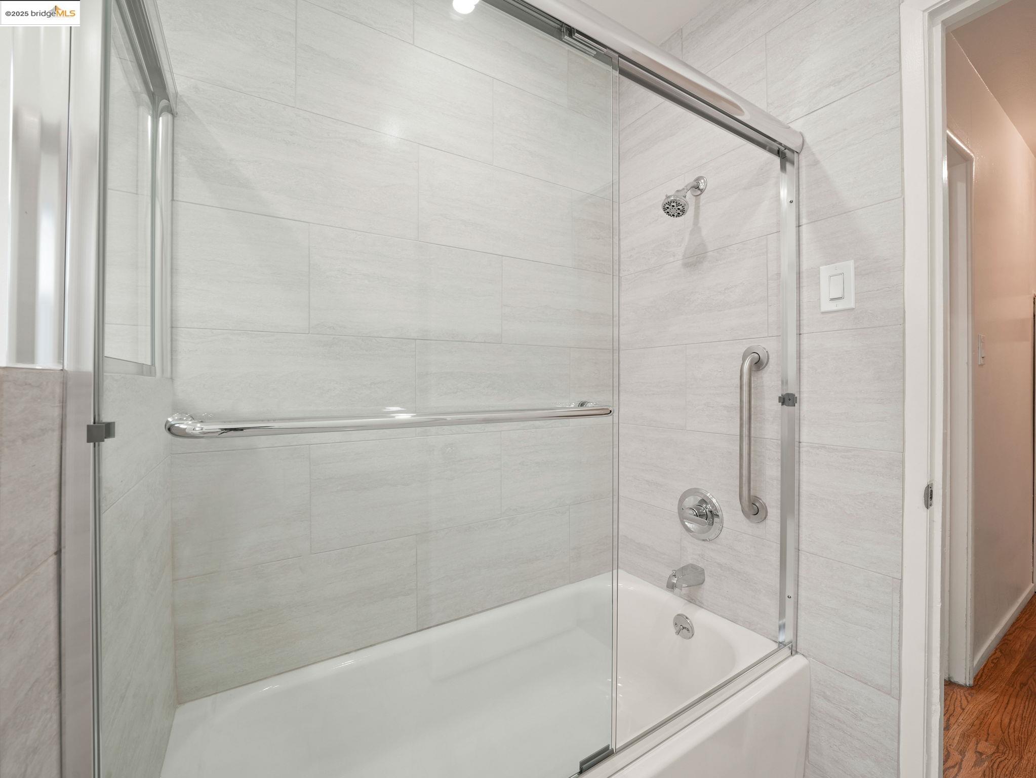 Detail Gallery Image 14 of 18 For 1274 Terra Avenue, San Leandro,  CA 94578 - 2 Beds | 1 Baths