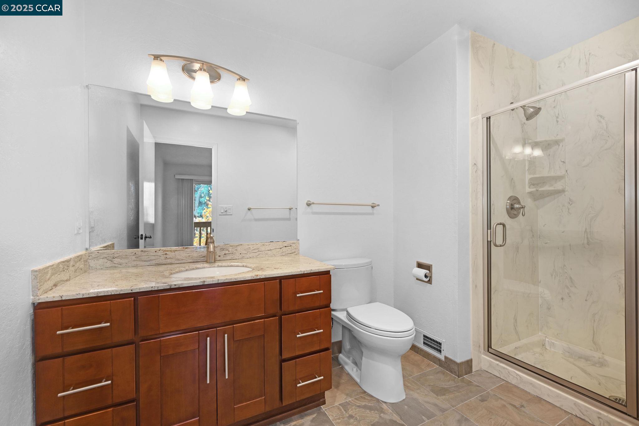 Detail Gallery Image 16 of 35 For 1960 Pomar Way, Walnut Creek,  CA 94598 - 2 Beds | 2/1 Baths