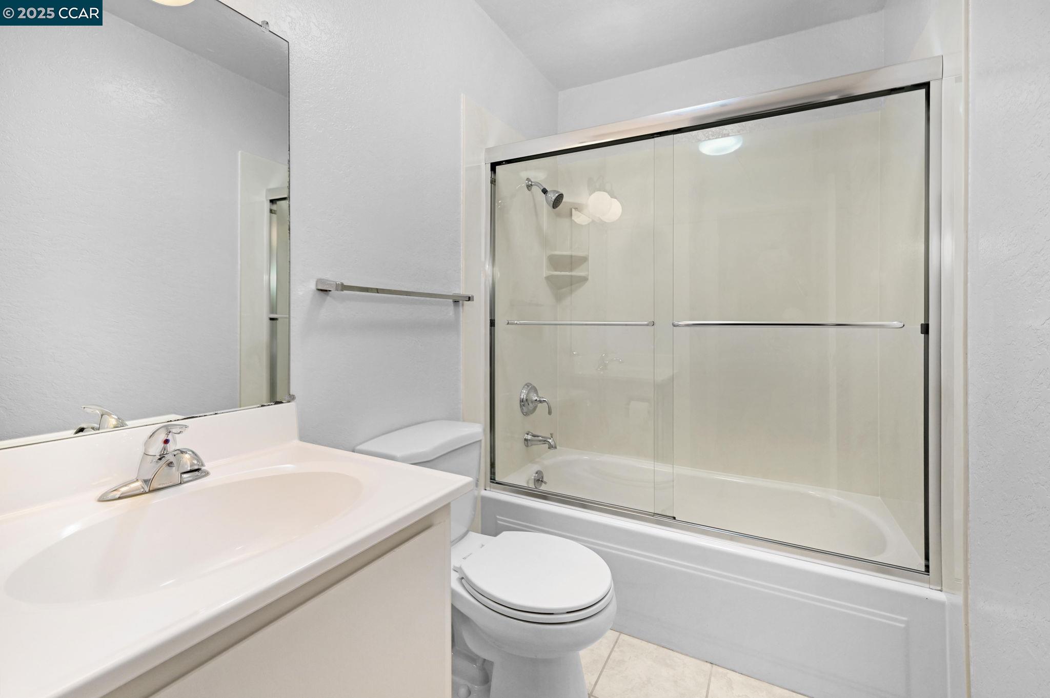 Detail Gallery Image 19 of 35 For 1960 Pomar Way, Walnut Creek,  CA 94598 - 2 Beds | 2/1 Baths