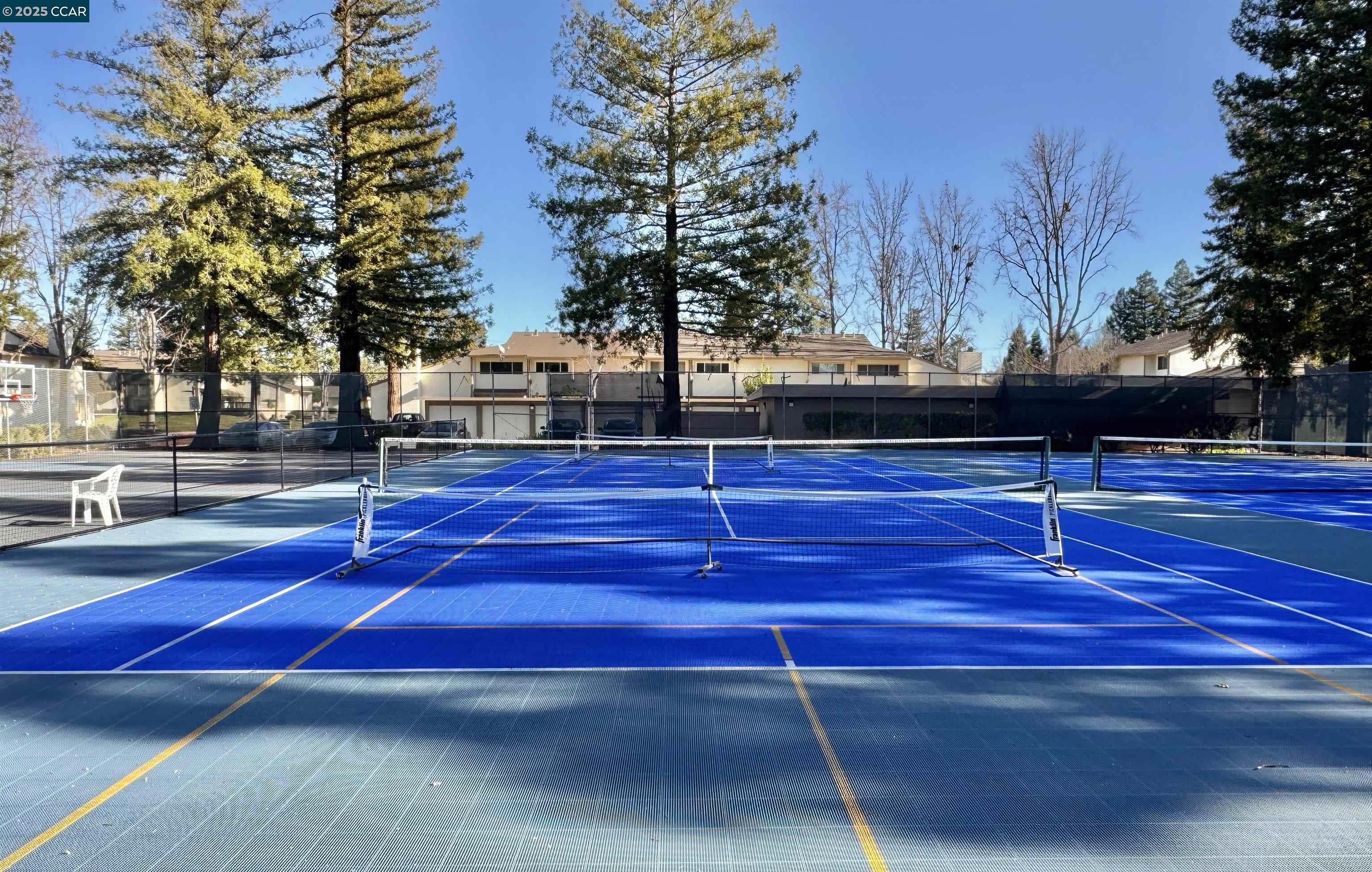 Detail Gallery Image 26 of 35 For 1960 Pomar Way, Walnut Creek,  CA 94598 - 2 Beds | 2/1 Baths