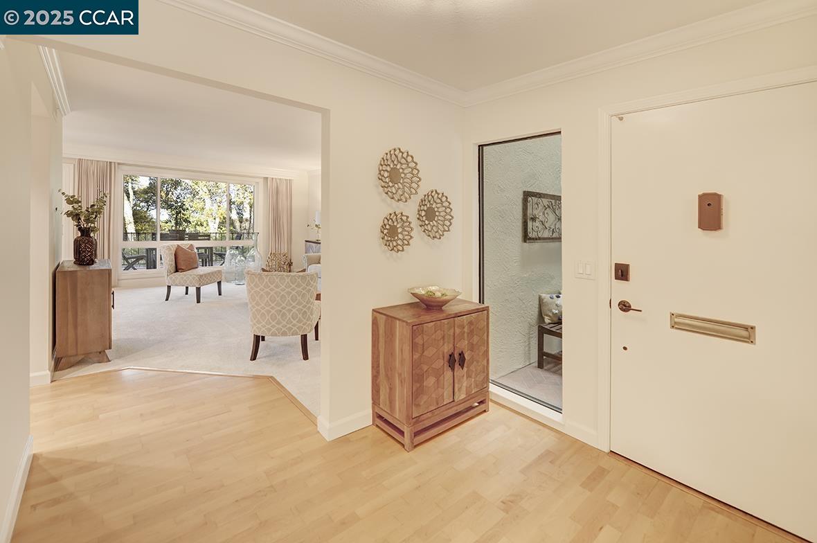 Photo #3: 41118917 Listing: Photo #3