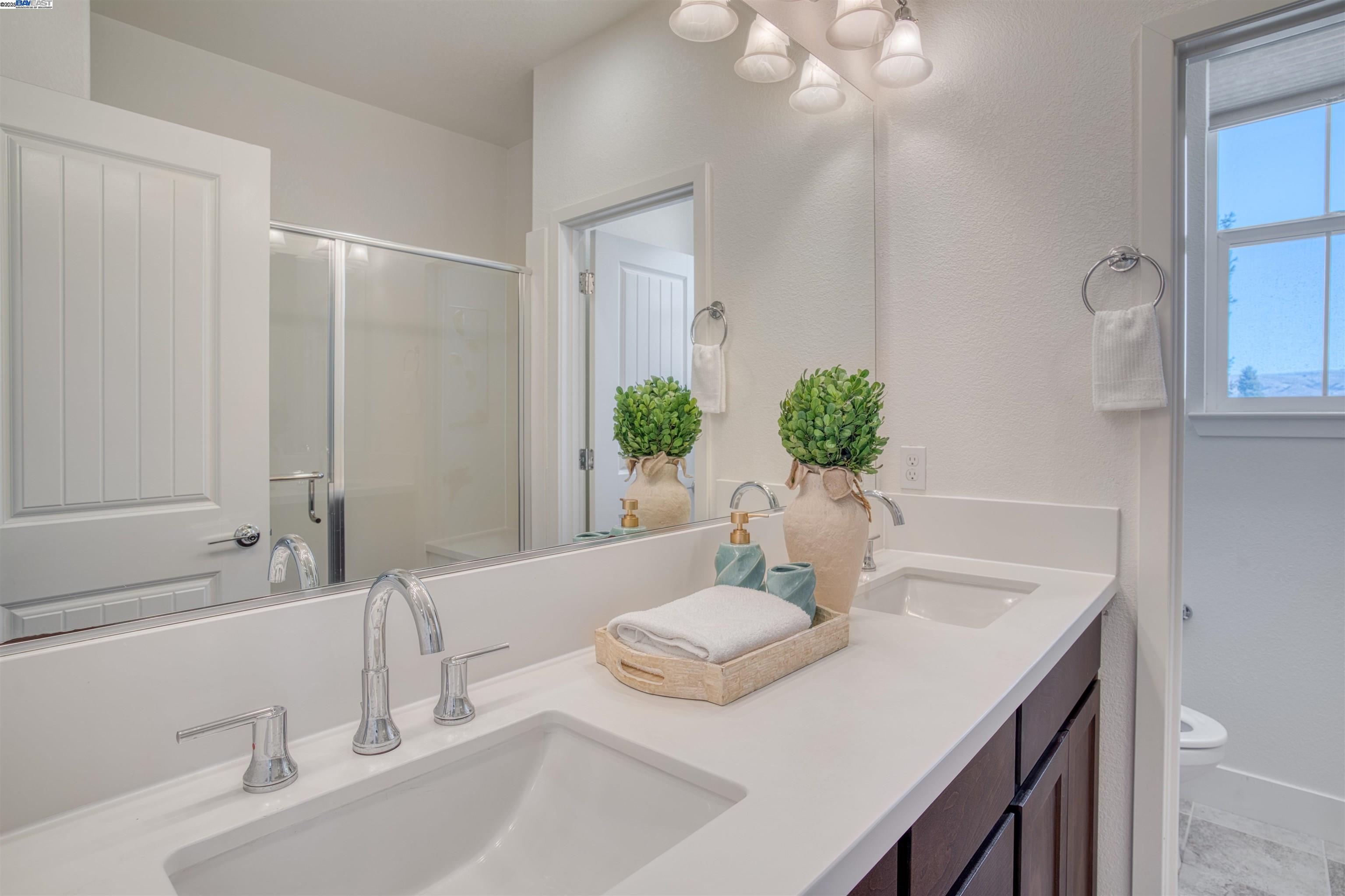 Detail Gallery Image 31 of 40 For 4015 Clydesdale Cmn, Fremont,  CA 94555 - 4 Beds | 4 Baths