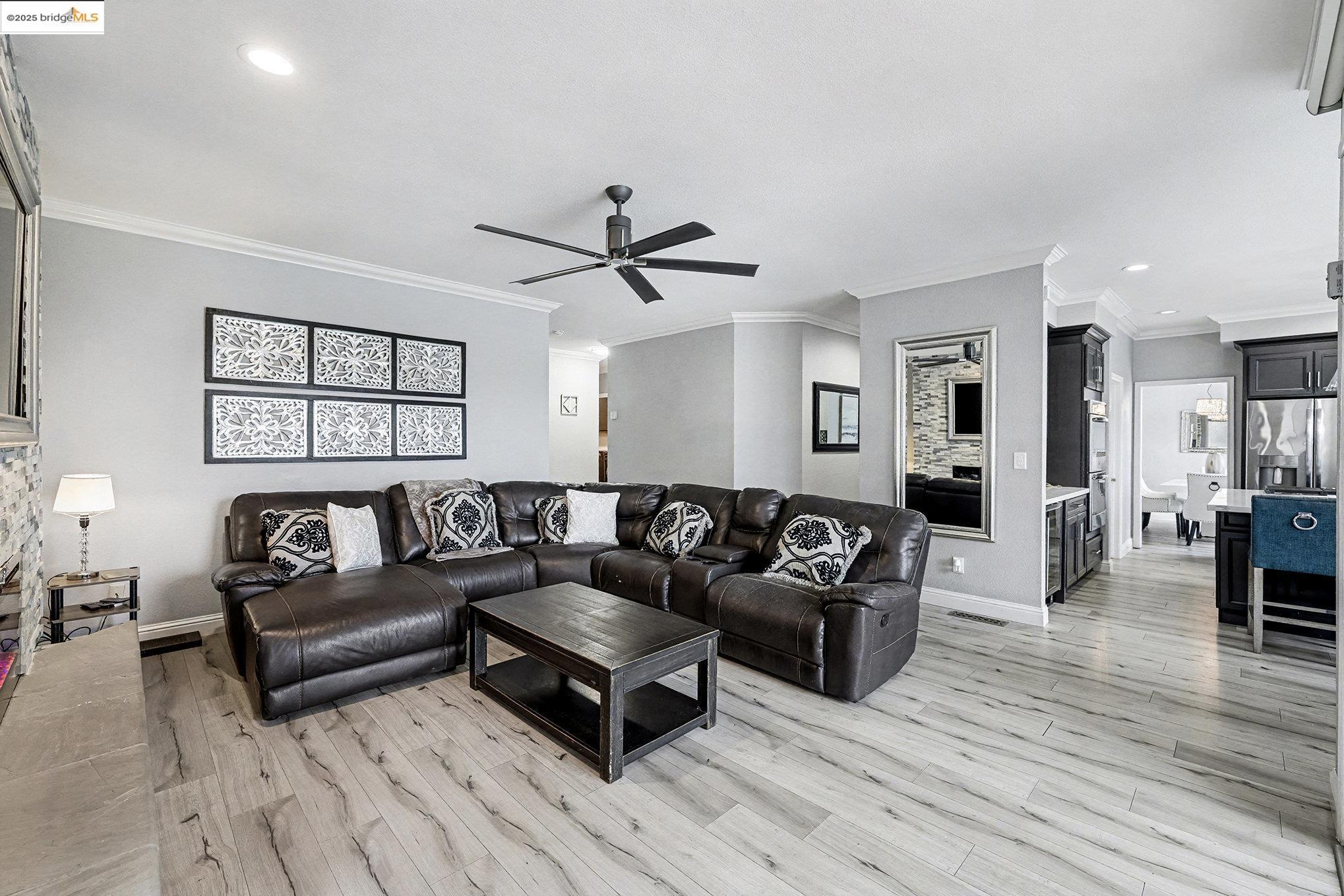 Detail Gallery Image 18 of 49 For 2127 Prestwick Dr, Discovery Bay,  CA 94505 - 4 Beds | 3 Baths