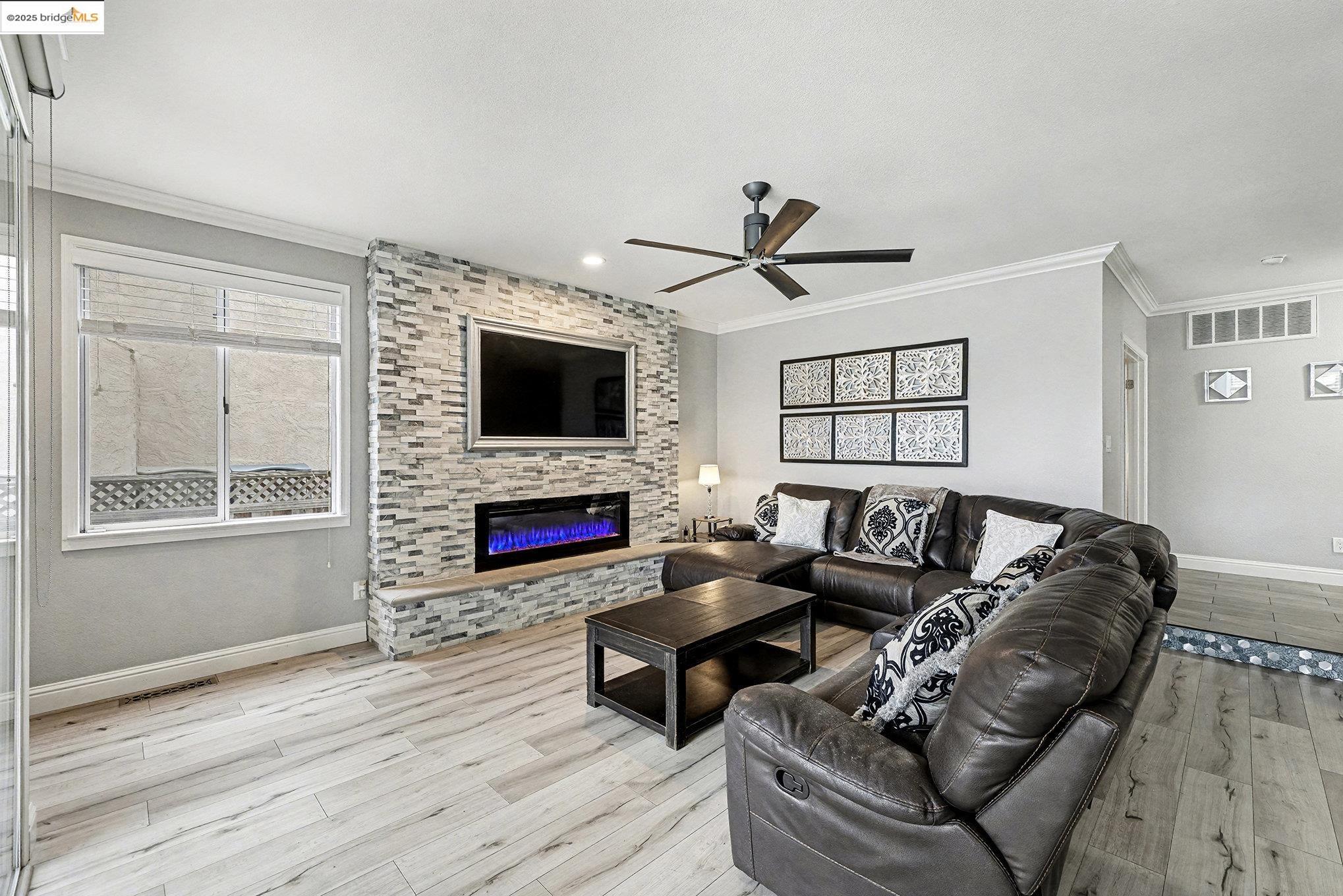 Detail Gallery Image 19 of 49 For 2127 Prestwick Dr, Discovery Bay,  CA 94505 - 4 Beds | 3 Baths