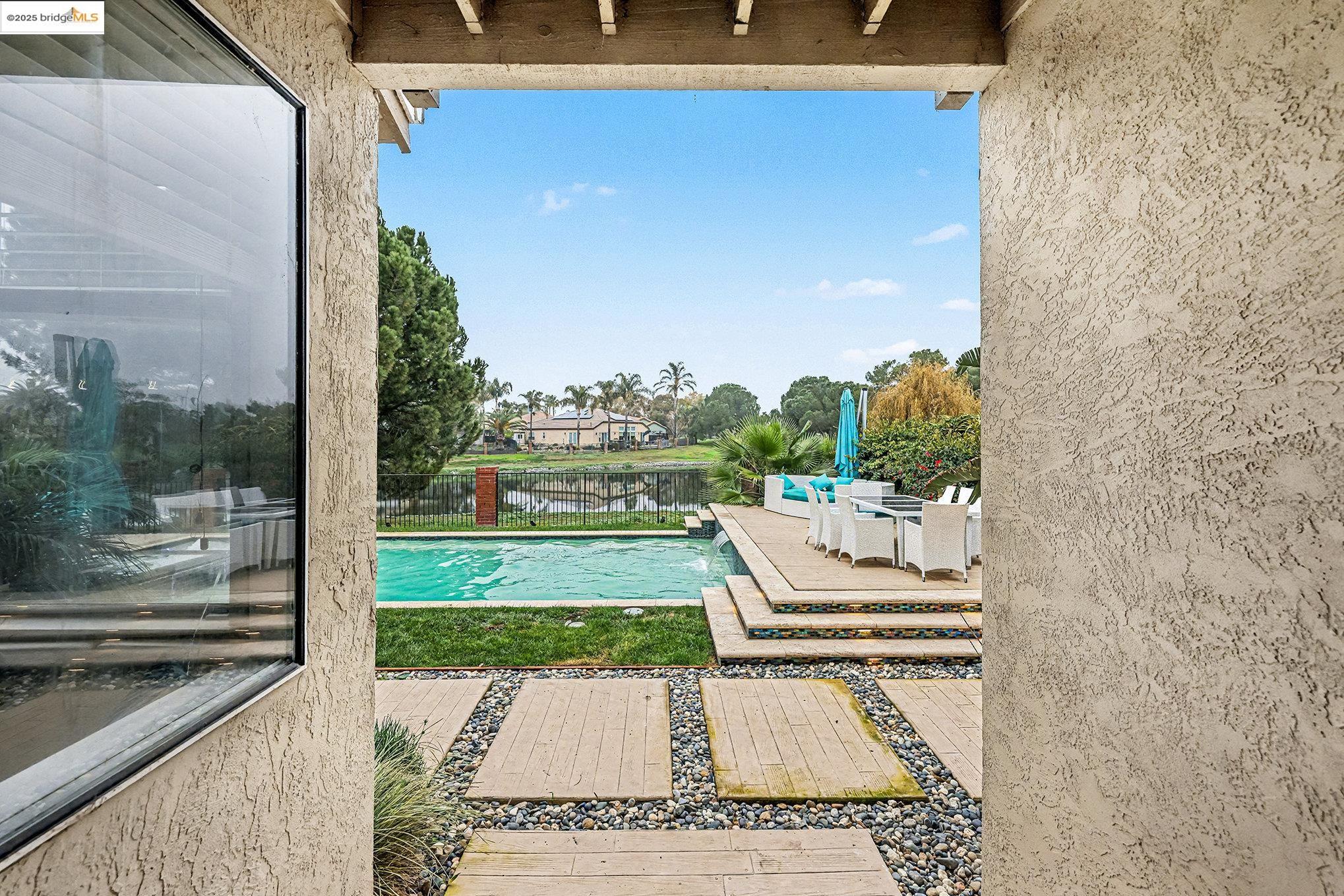 Detail Gallery Image 40 of 53 For 2127 Prestwick Dr, Discovery Bay,  CA 94505 - 4 Beds | 3 Baths