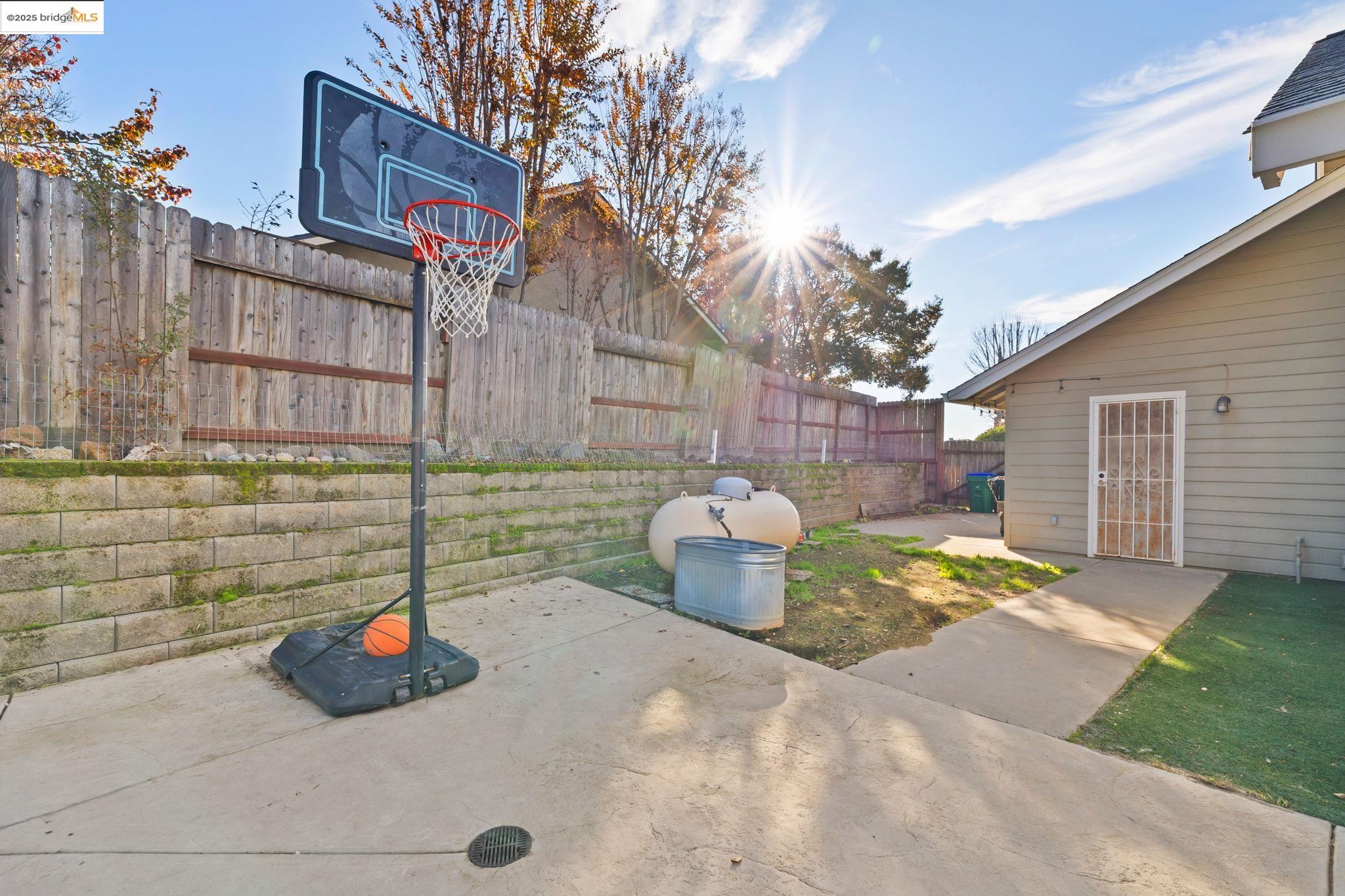 Detail Gallery Image 22 of 35 For 17517 Wild Oak Dr, Jamestown,  CA 95327 - 3 Beds | 2 Baths