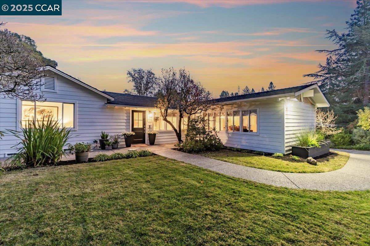 Detail Gallery Image 45 of 52 For 19 Valley View Dr, Orinda,  CA 94563 - 4 Beds | 2 Baths