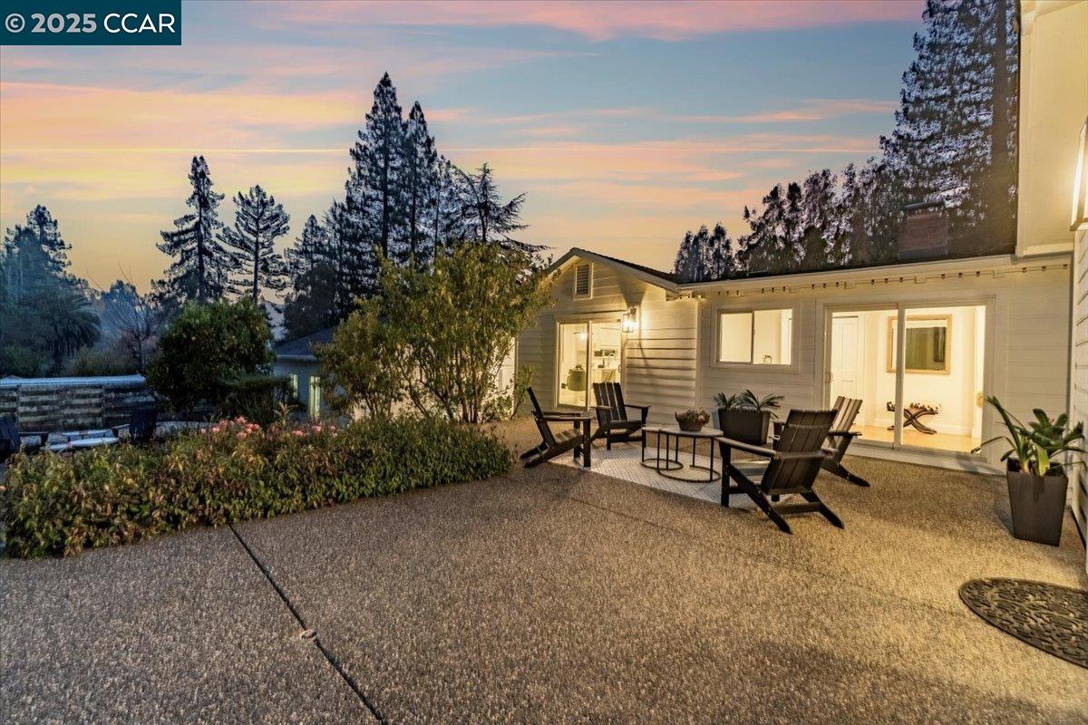 Detail Gallery Image 47 of 52 For 19 Valley View Dr, Orinda,  CA 94563 - 4 Beds | 2 Baths