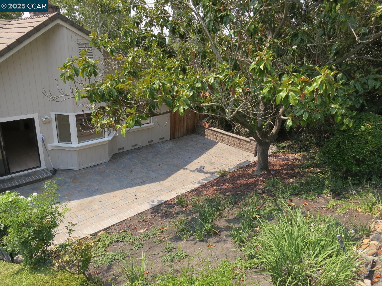Detail Gallery Image 2 of 23 For 4089 Sugar Maple Dr, Danville,  CA 94506 - 3 Beds | 2/1 Baths