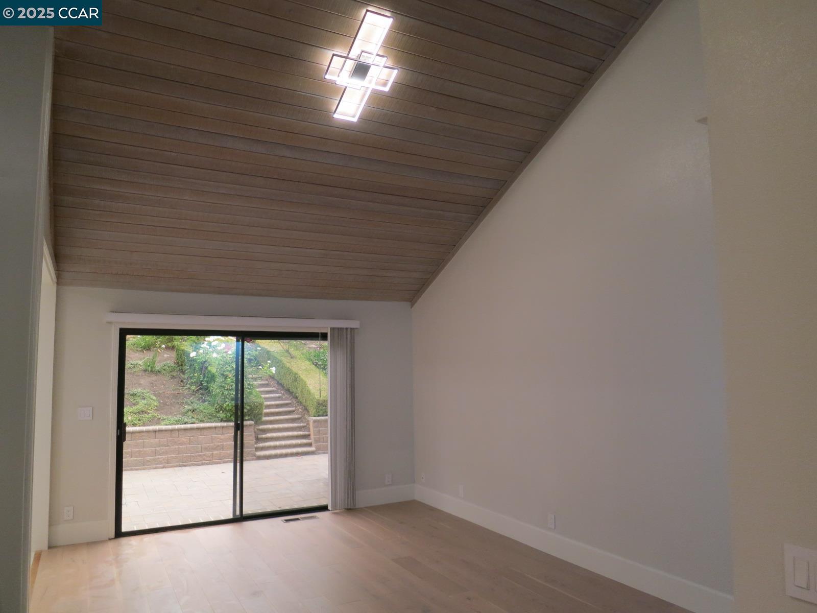 Detail Gallery Image 18 of 23 For 4089 Sugar Maple Dr, Danville,  CA 94506 - 3 Beds | 2/1 Baths