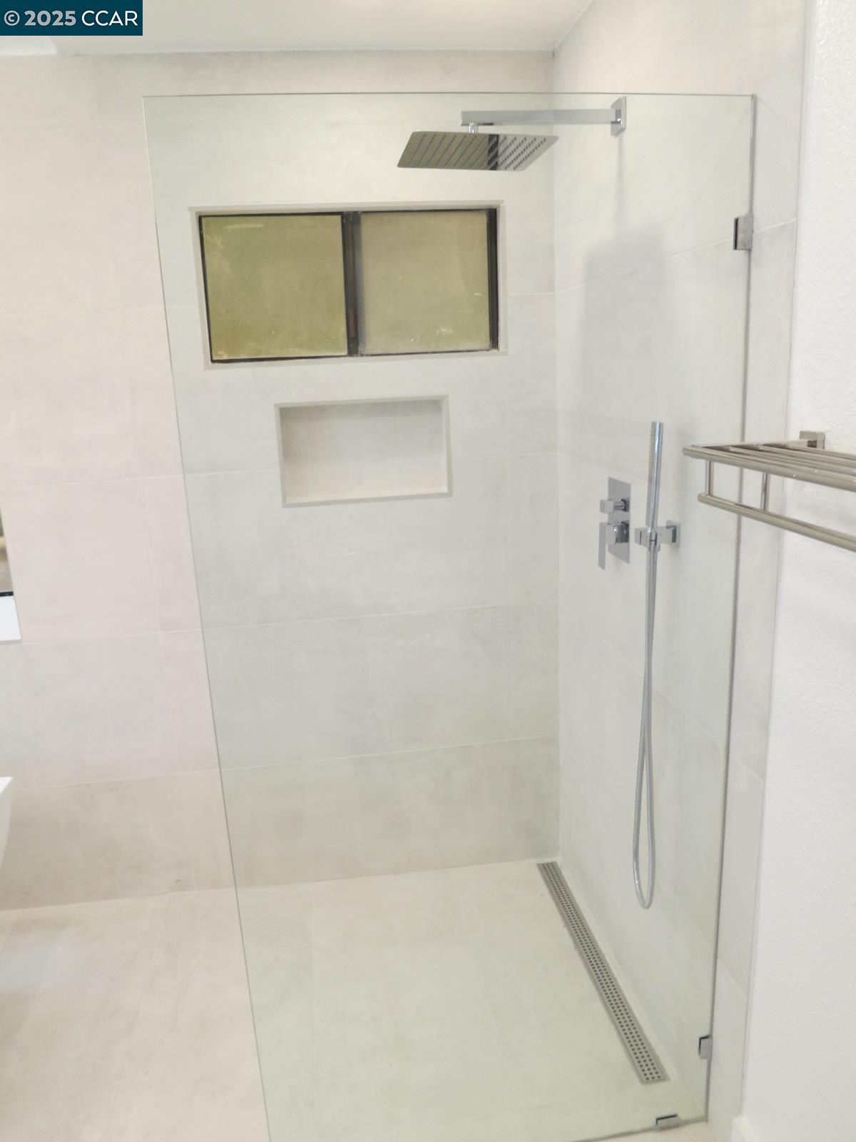 Detail Gallery Image 7 of 23 For 4089 Sugar Maple Dr, Danville,  CA 94506 - 3 Beds | 2/1 Baths