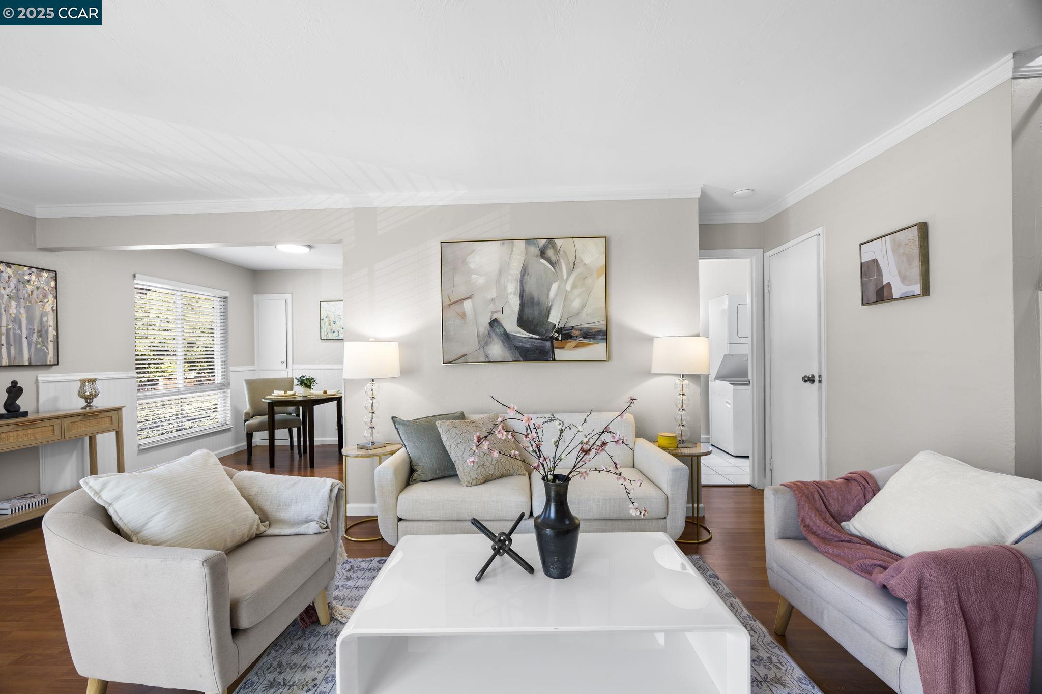 Front Image Thumbnail for CC41118930