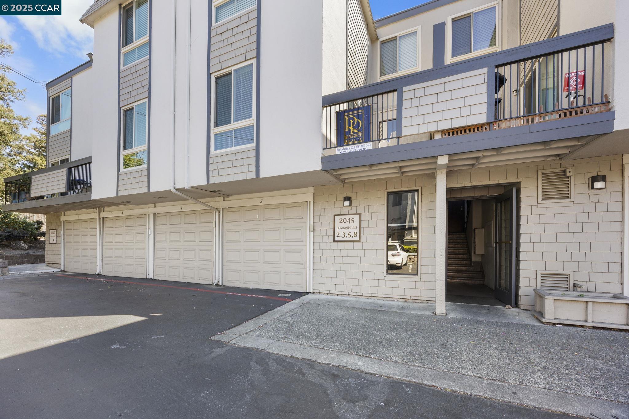 Detail Gallery Image 18 of 18 For 2045 Sierra Rd #2,  Concord,  CA 94518 - 3 Beds | 2 Baths