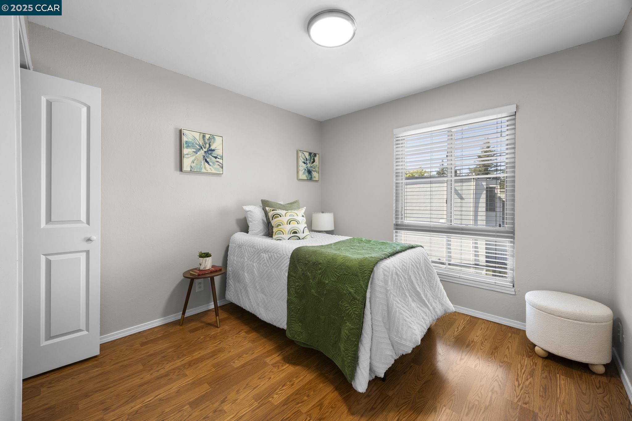 Detail Gallery Image 10 of 18 For 2045 Sierra Rd #2,  Concord,  CA 94518 - 3 Beds | 2 Baths