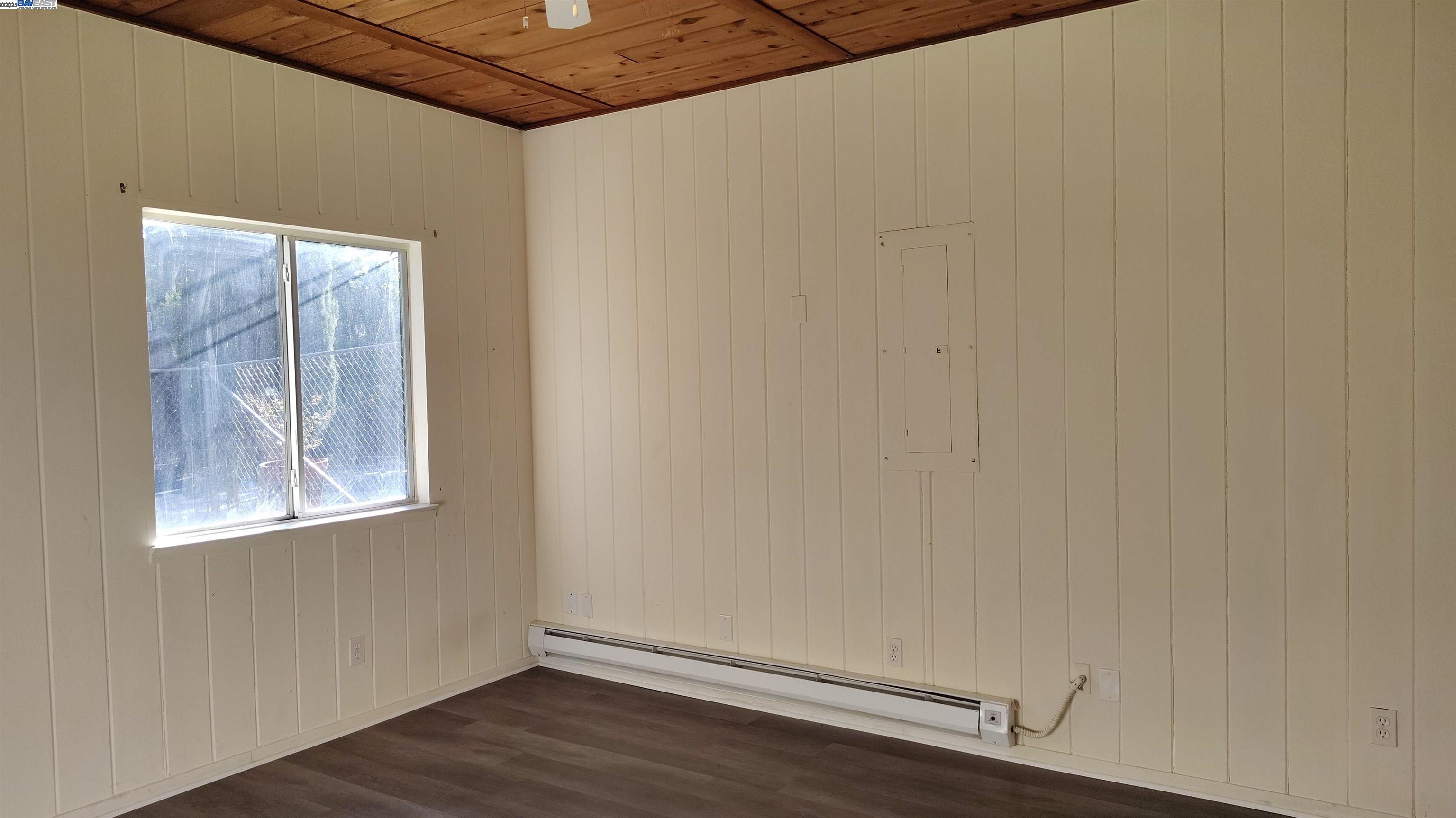 Detail Gallery Image 14 of 28 For 4529 Boca St, Shasta Lake,  CA 96019 - 3 Beds | 1 Baths