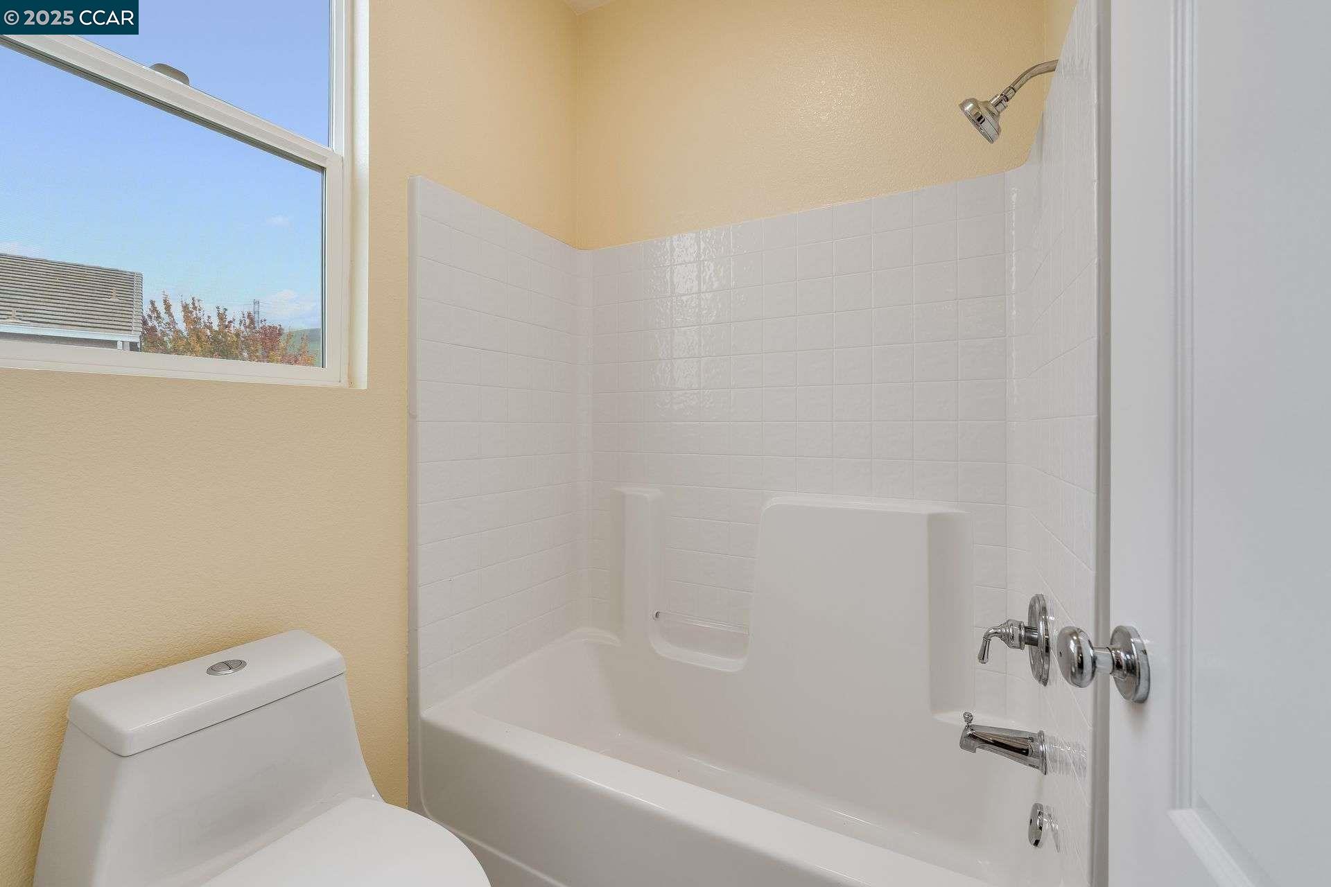 Detail Gallery Image 32 of 36 For 3773 Pintail Dr, Antioch,  CA 94509 - 5 Beds | 3 Baths