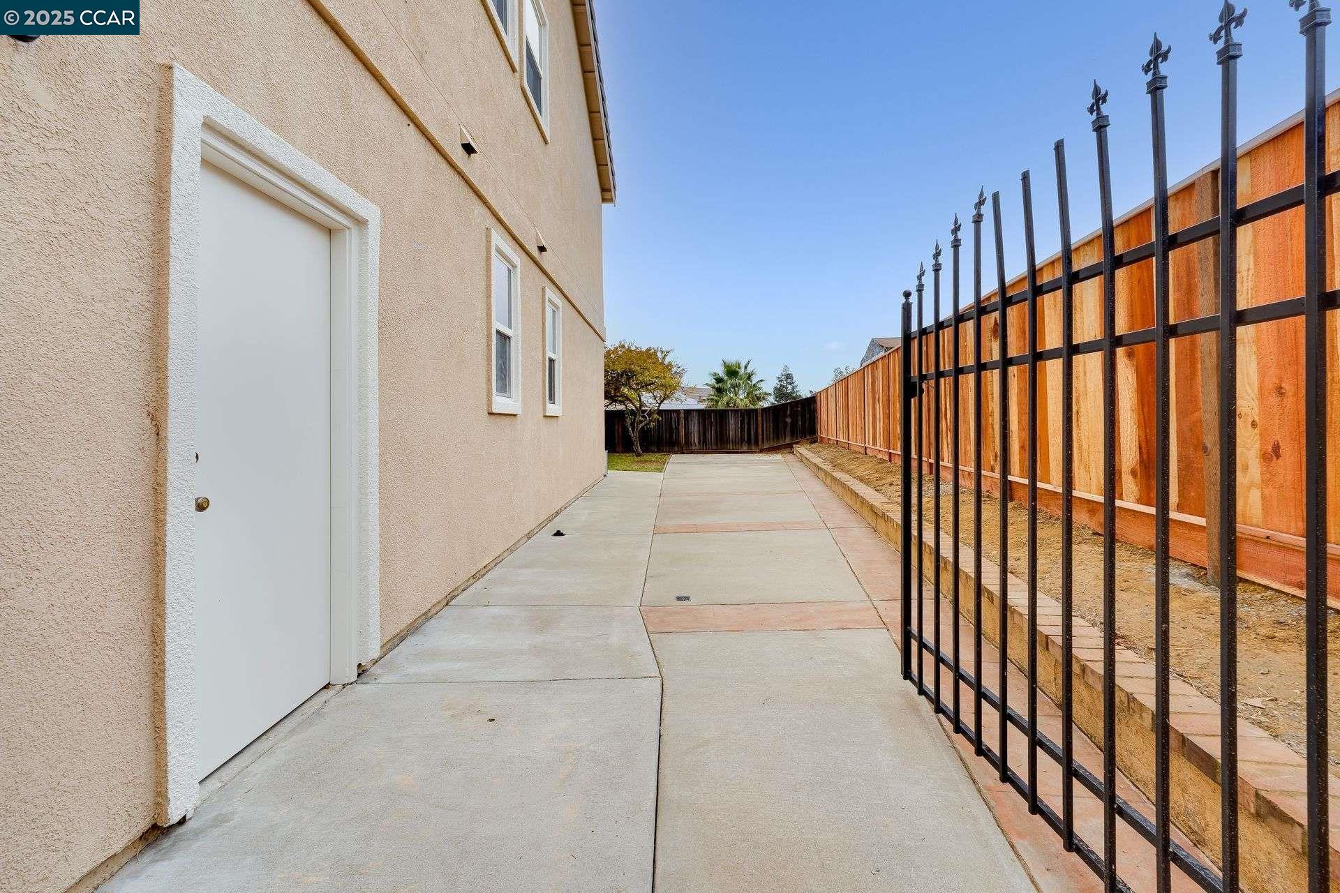 Detail Gallery Image 33 of 36 For 3773 Pintail Dr, Antioch,  CA 94509 - 5 Beds | 3 Baths