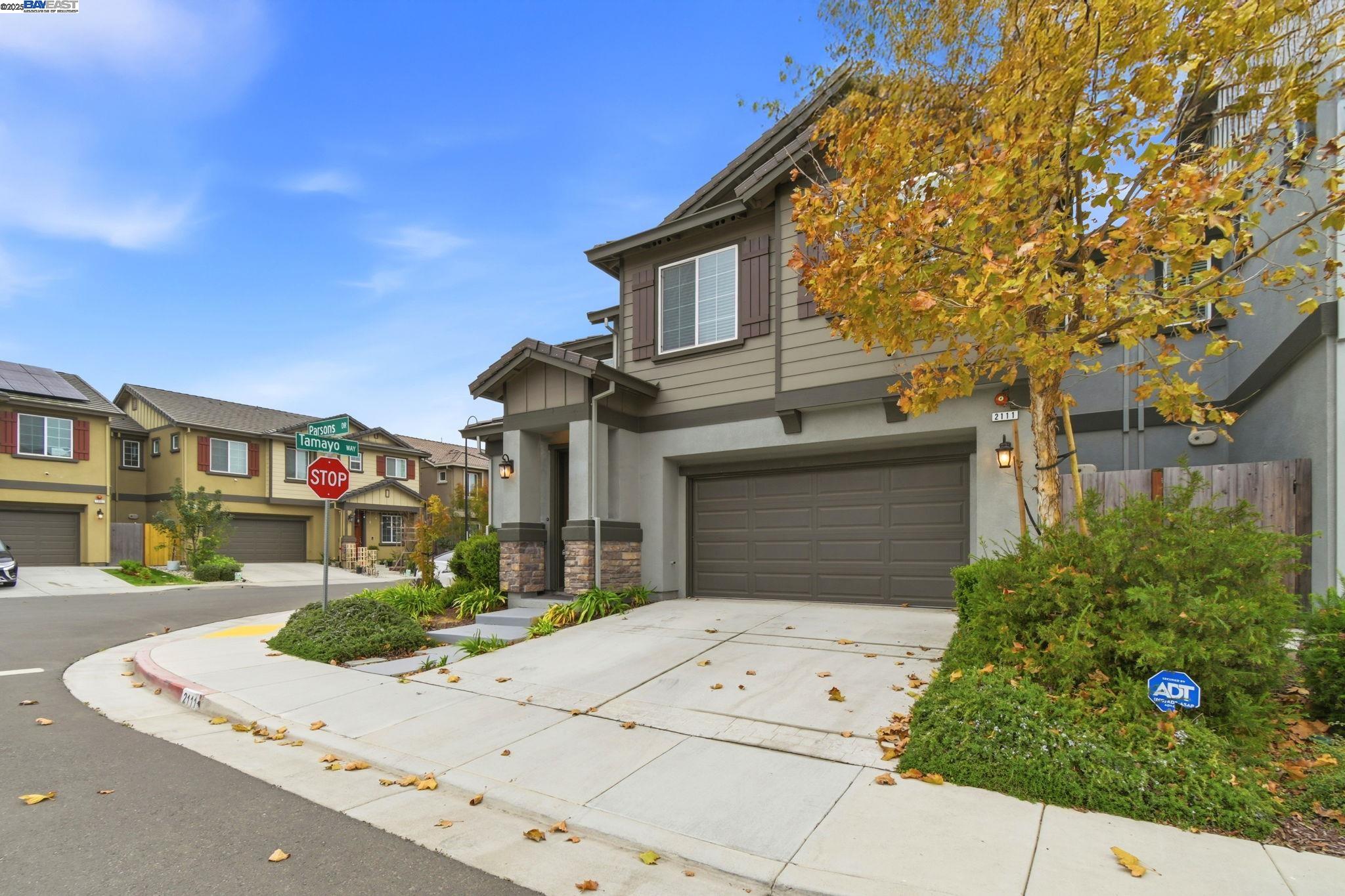 Detail Gallery Image 2 of 42 For 2111 Parsons Dr, Fairfield,  CA 94533 - 3 Beds | 2/1 Baths