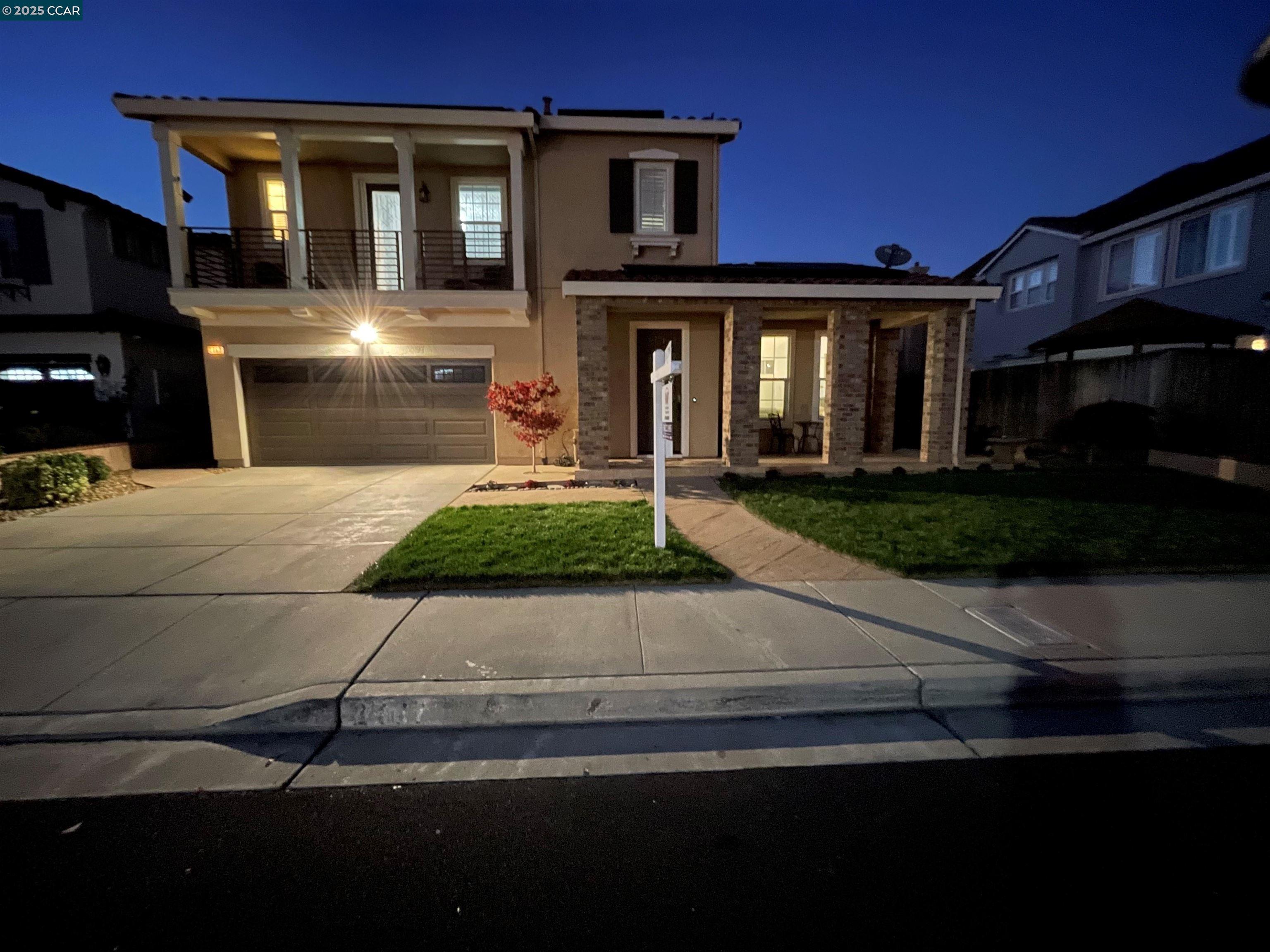 Detail Gallery Image 2 of 51 For 2667 Beachwood, Hayward,  CA 94545 - 5 Beds | 4/1 Baths