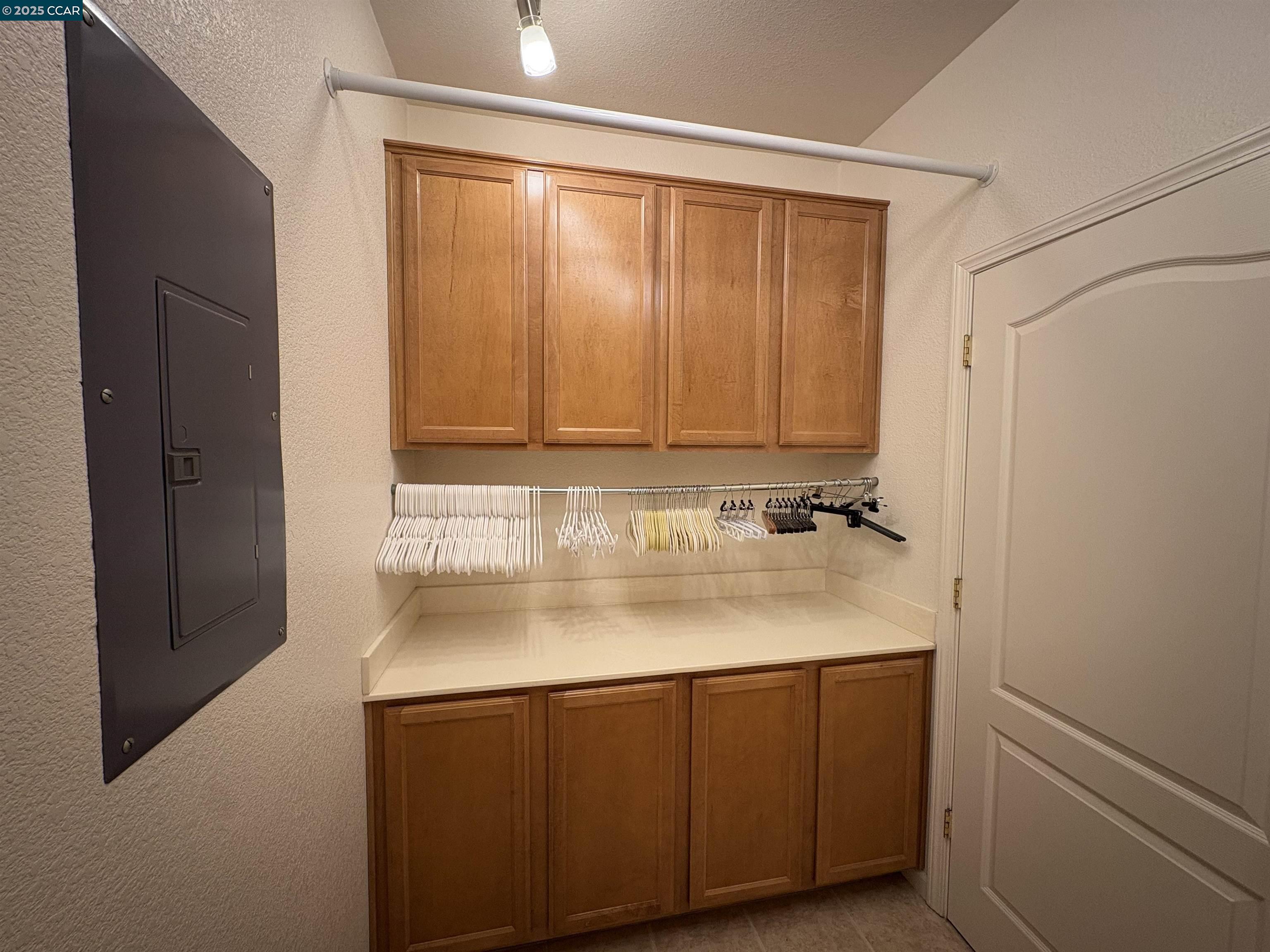 Detail Gallery Image 30 of 51 For 2667 Beachwood, Hayward,  CA 94545 - 5 Beds | 4/1 Baths