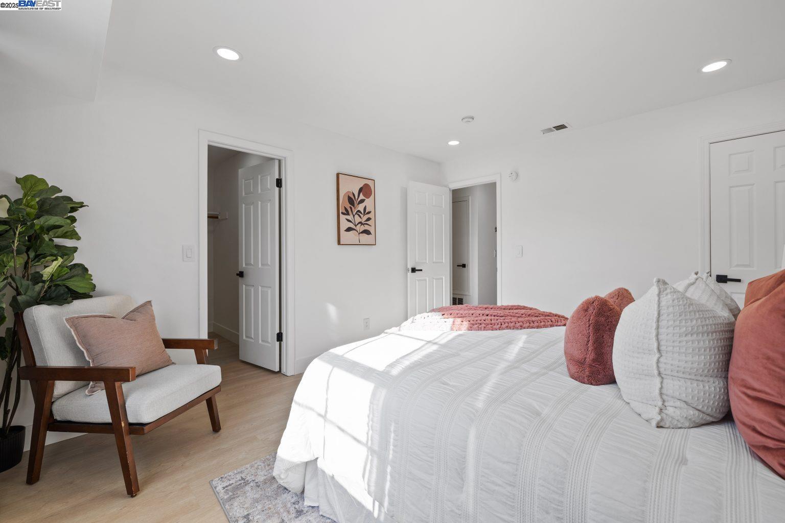 Detail Gallery Image 26 of 43 For 5311 Port Sailwood Dr, Newark,  CA 94560 - 3 Beds | 2/1 Baths