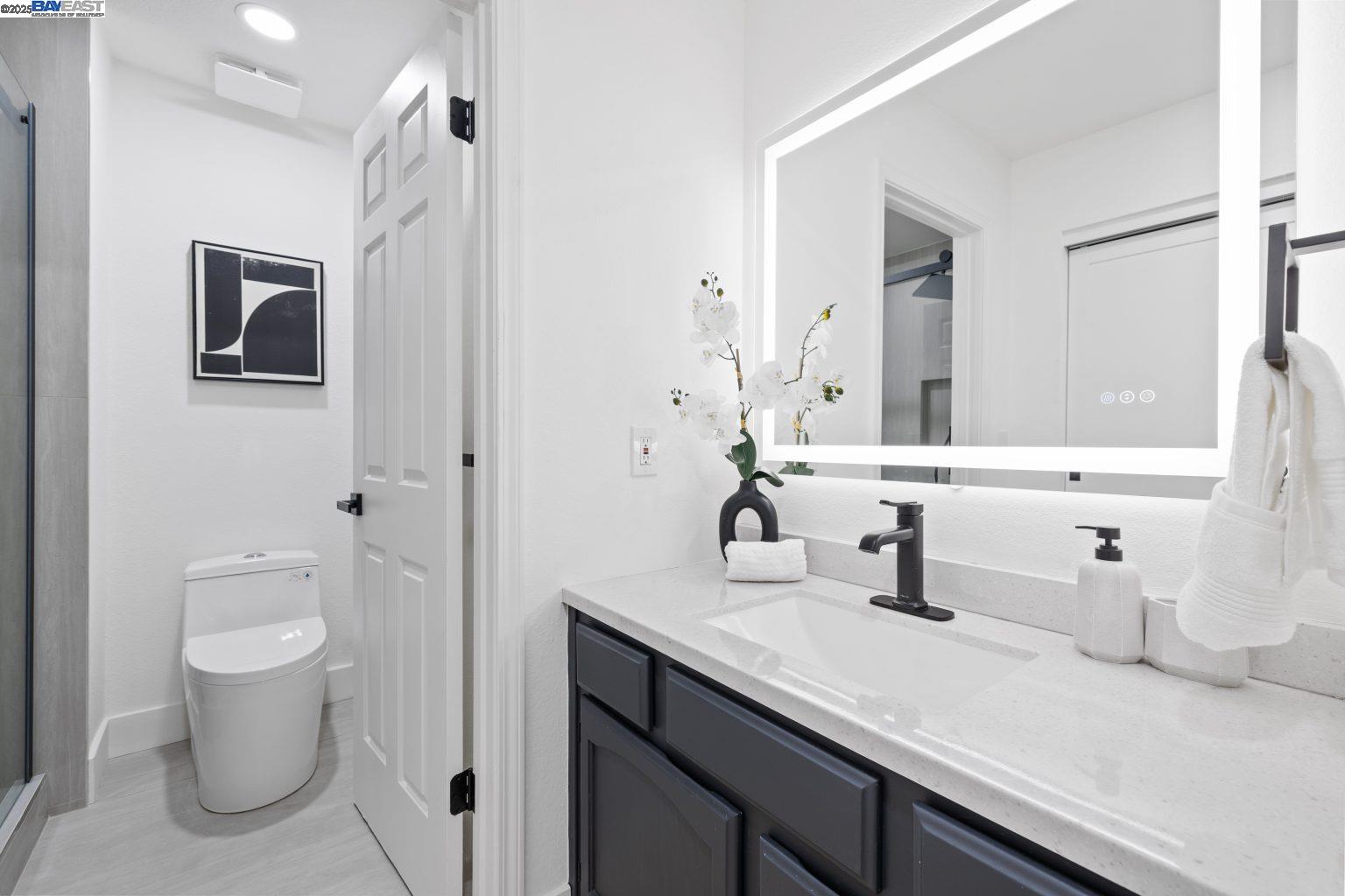 Detail Gallery Image 37 of 43 For 5311 Port Sailwood Dr, Newark,  CA 94560 - 3 Beds | 2/1 Baths