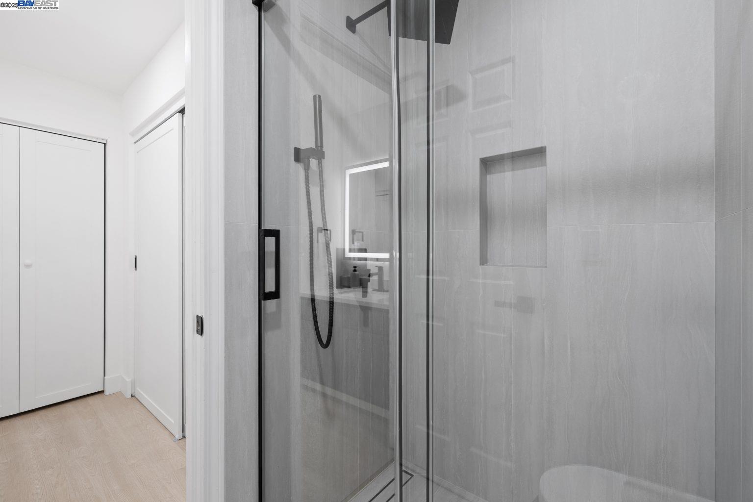 Detail Gallery Image 39 of 43 For 5311 Port Sailwood Dr, Newark,  CA 94560 - 3 Beds | 2/1 Baths