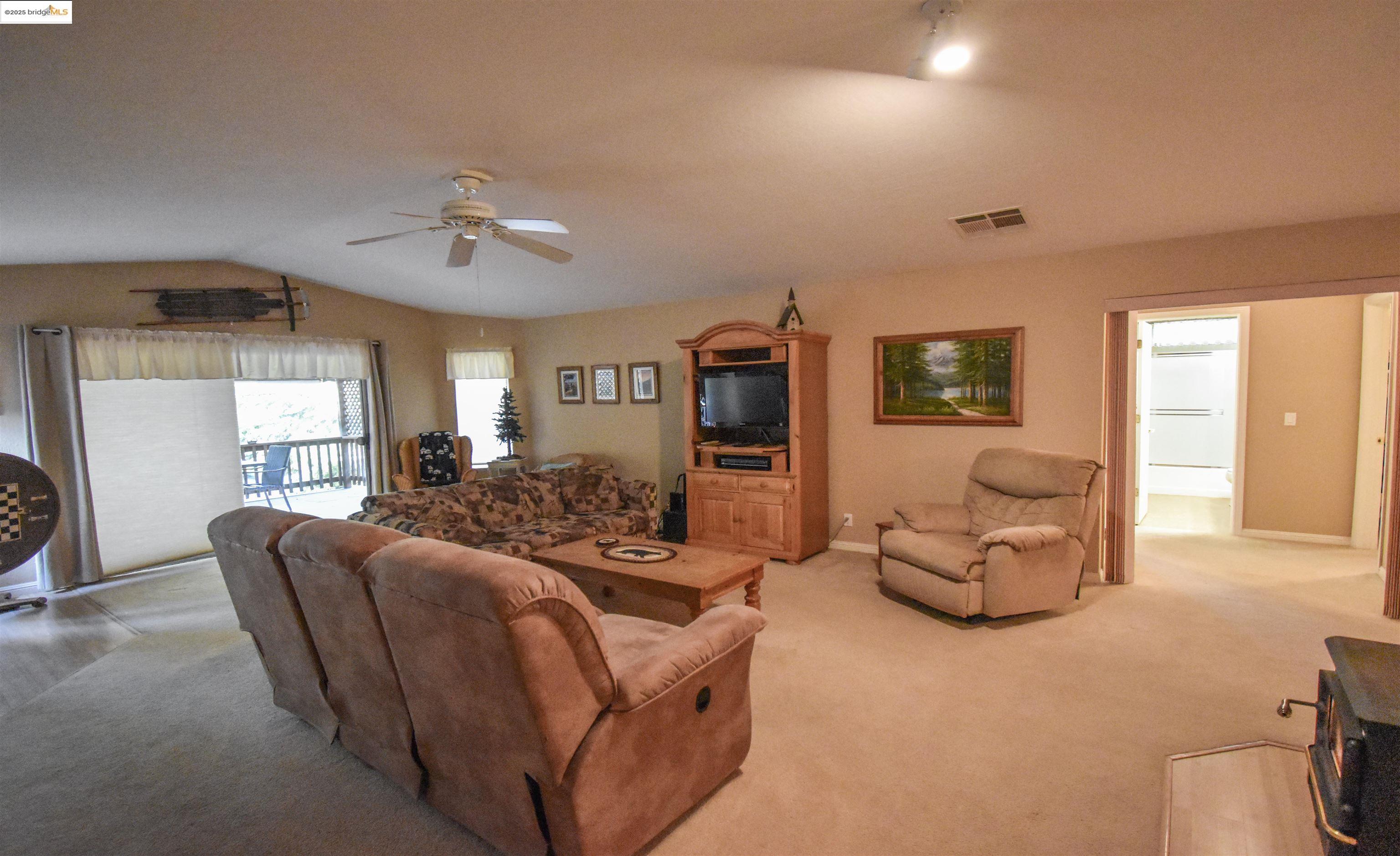 Detail Gallery Image 16 of 44 For 20887 Big Foot Ct, Groveland,  CA 95321 - 3 Beds | 2 Baths