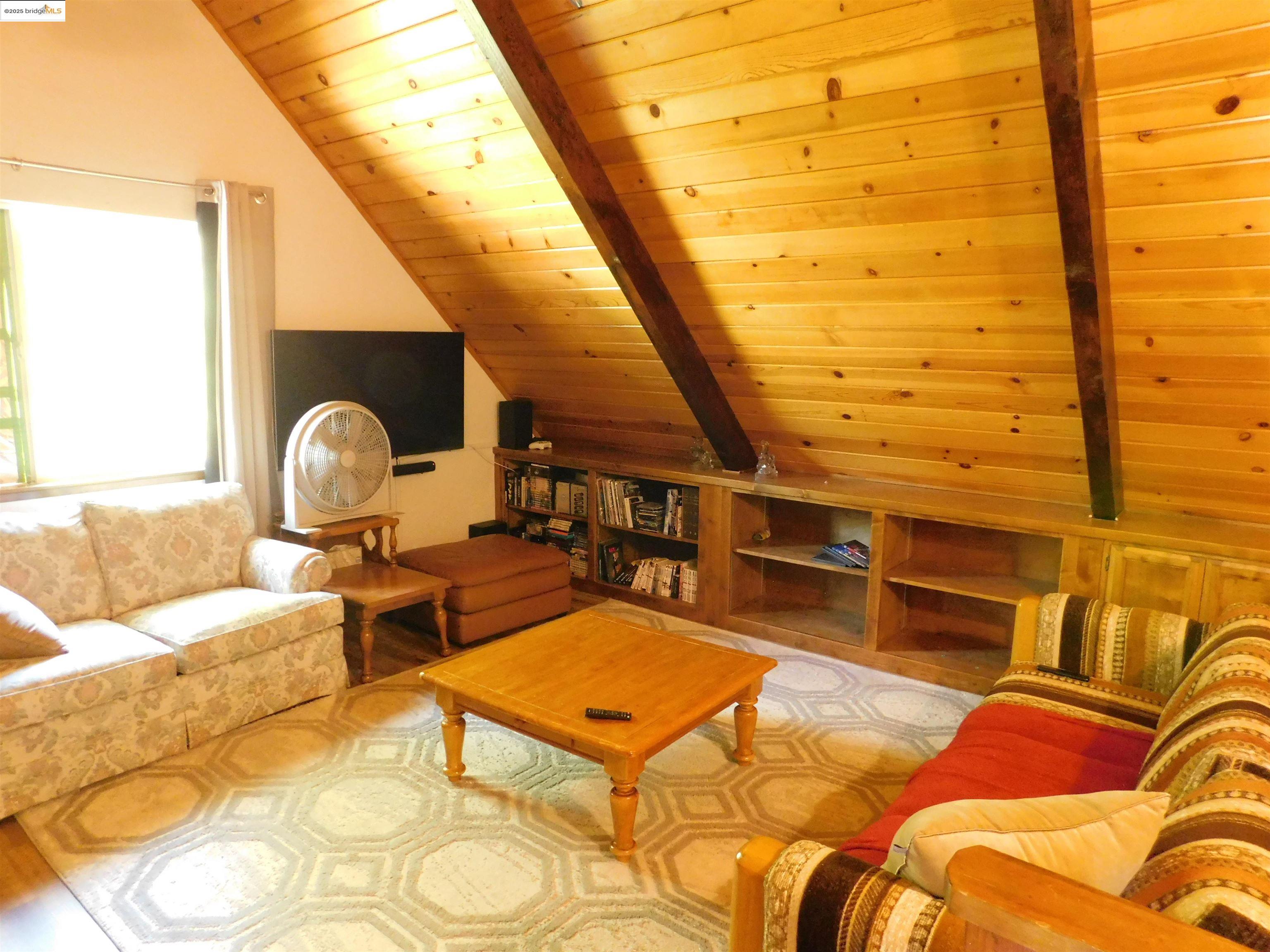 Detail Gallery Image 19 of 56 For 20704 Point View, Groveland,  CA 95321-9588 - 3 Beds | 2 Baths