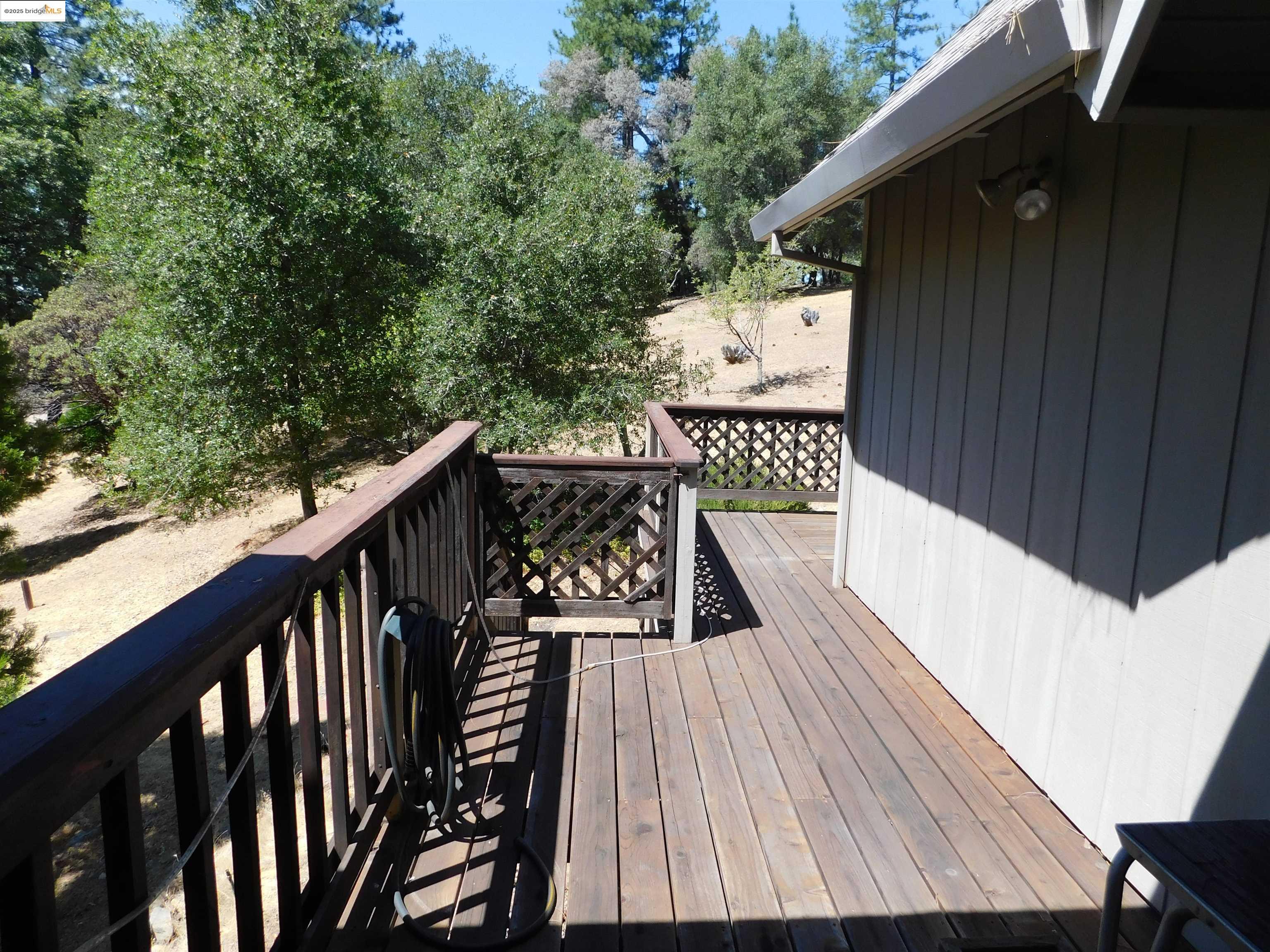 Detail Gallery Image 7 of 56 For 20704 Point View, Groveland,  CA 95321-9588 - 3 Beds | 2 Baths
