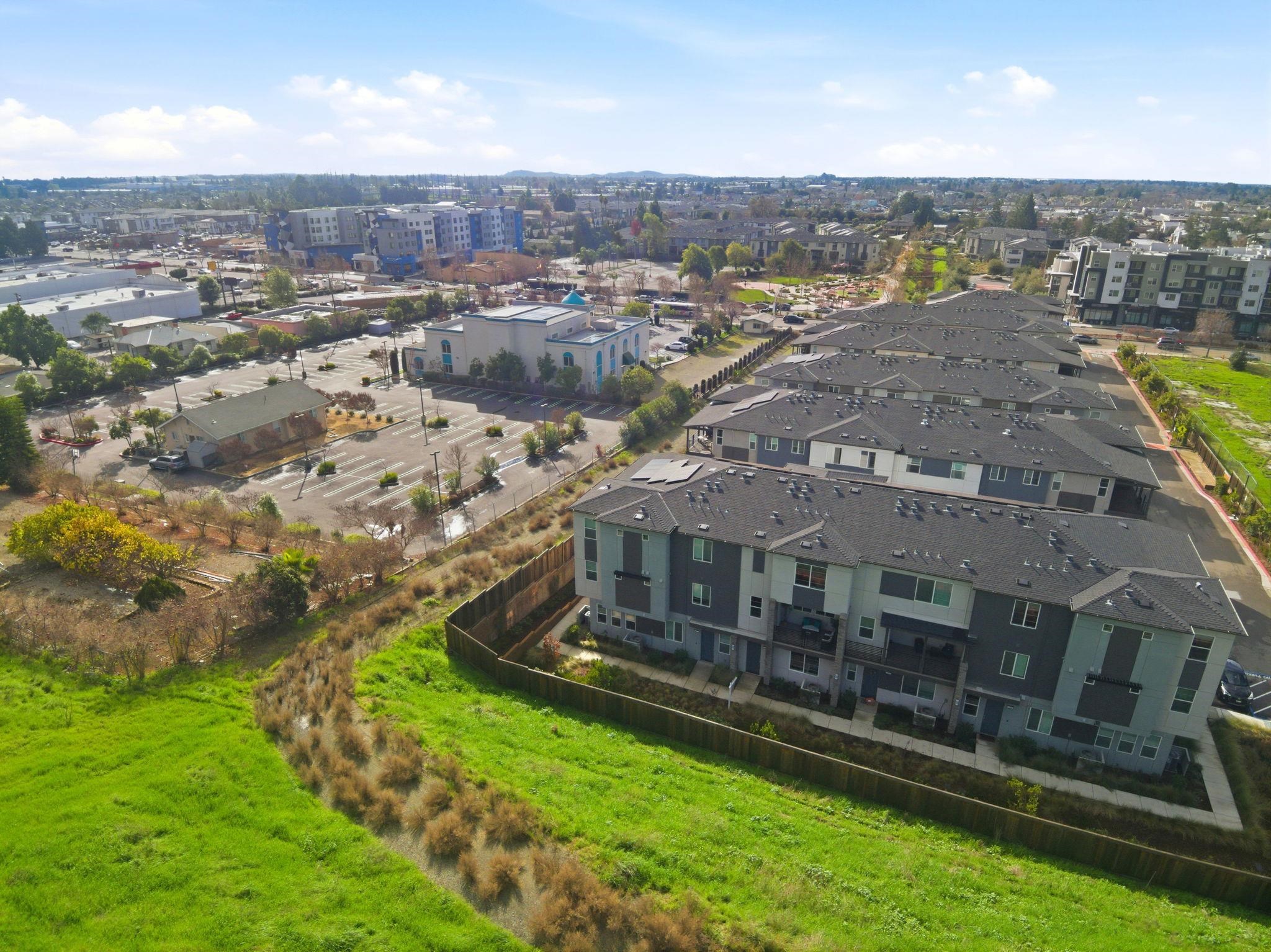 Detail Gallery Image 5 of 52 For 721 Delve Ct, Hayward,  CA 94544 - 4 Beds | 3/1 Baths