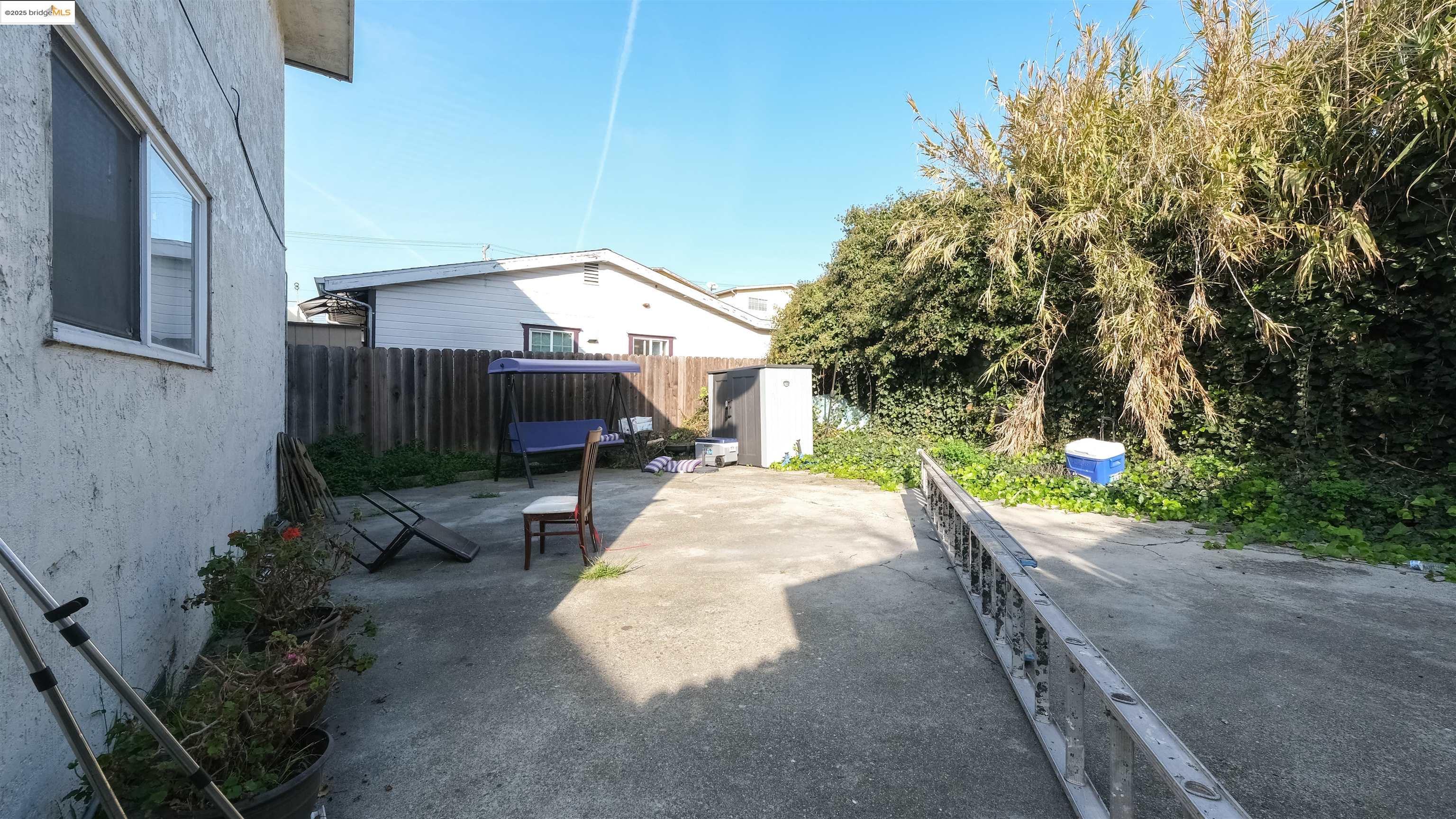 Detail Gallery Image 34 of 44 For 2120 E 22nd St, Oakland,  CA 94606 - – Beds | – Baths